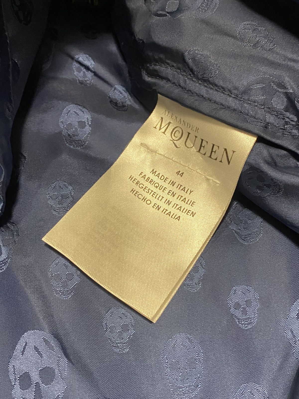 Alexander McQueen Alexander Mcqueen Light Jacket Skull Jacquard Windbreaker Size US S / EU 44-46 / 1 - 3 Thumbnail