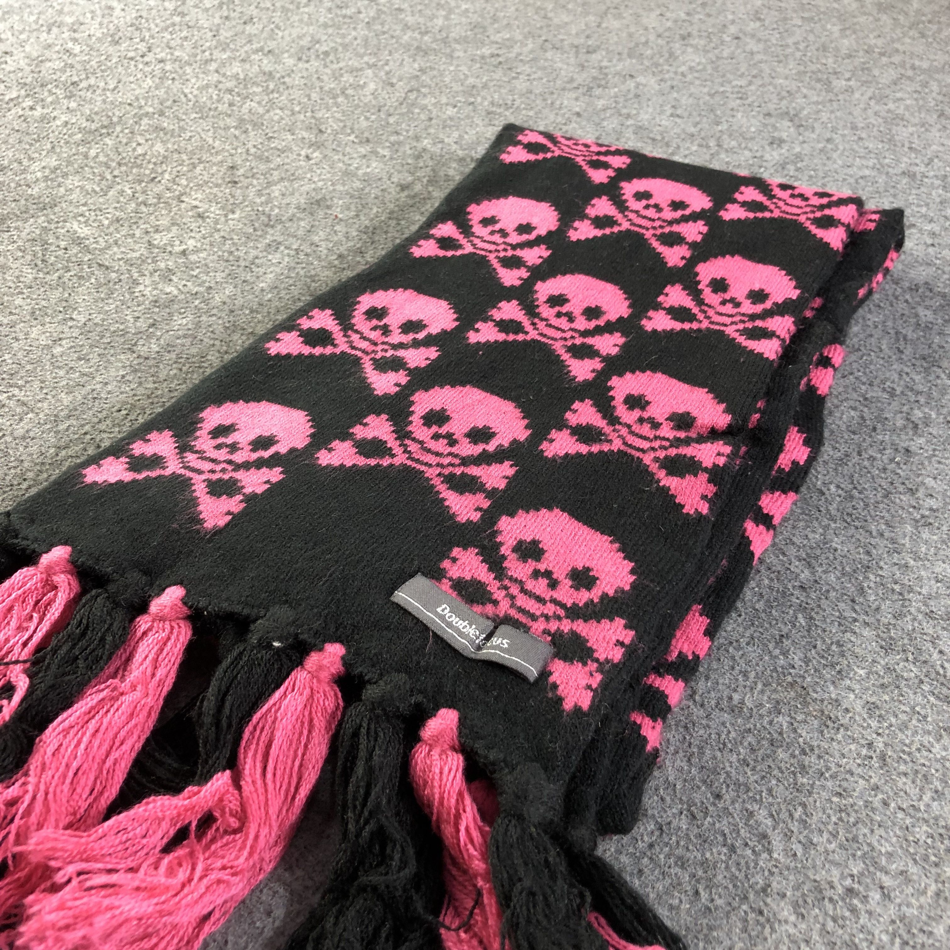 Seditionaries Double Focus Pink Skulls Scarf Muffler V1248 Size ONE SIZE - 3 Thumbnail