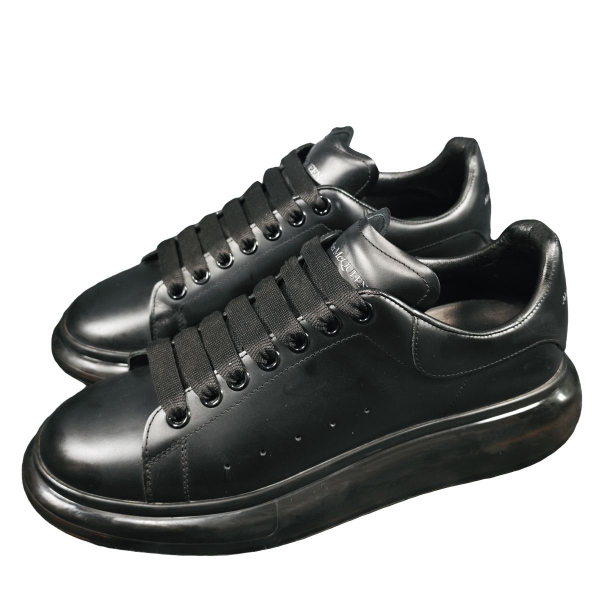 Alexander McQueen Alexander McQueen Black Oversized Sneakers 42 Size US 9 / EU 42 - 1 Thumbnail