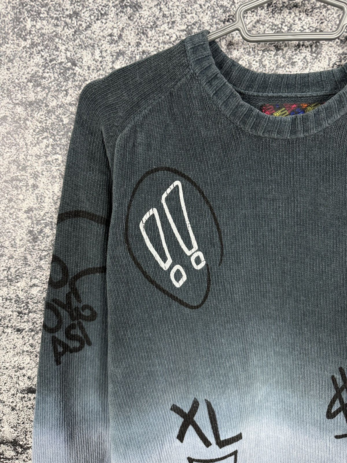 Desigual Desigual Graffiti Print Sweatshirt Gradient Streetwear Sz L Size US L / EU 52-54 / 3 - 6 Thumbnail