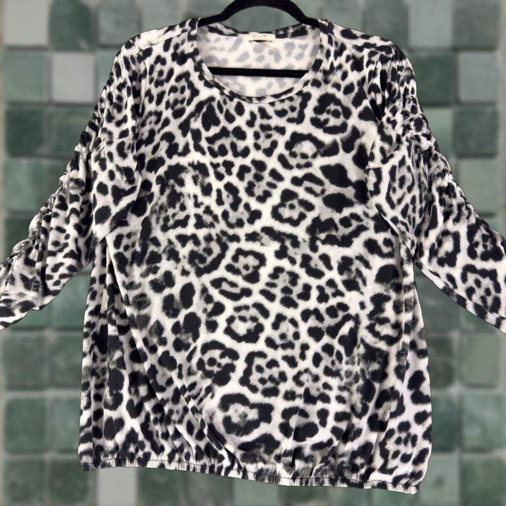 FREEBIRD Freebird Top Women Large Black Animal Print Long Sleeve Crew Neck Stretch Casual Size L / US 10 / IT 46 - 1 Thumbnail