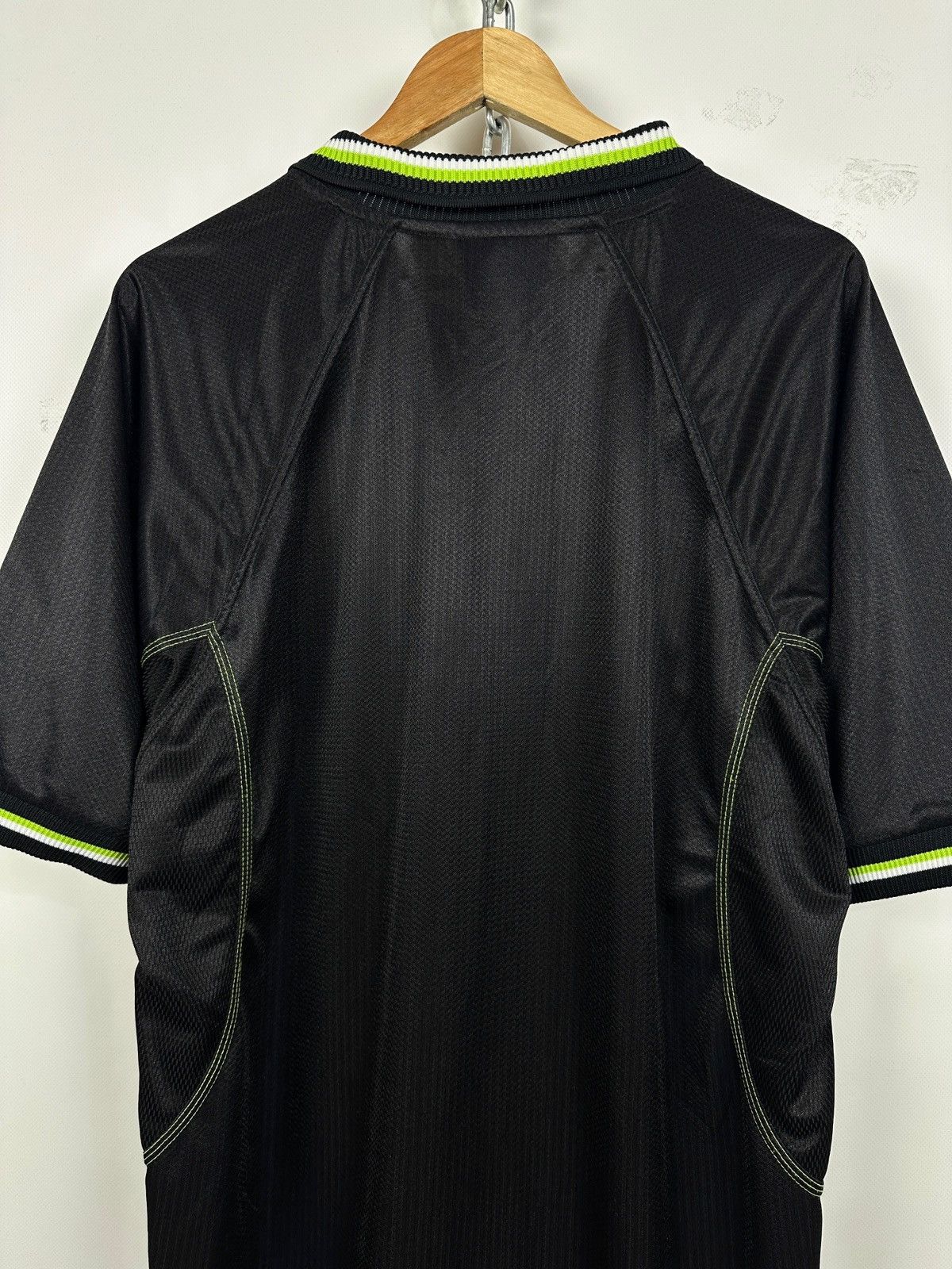 Umbro 1998-99 Umbro Manchester United Third Kit Soccer Jersey Size US XL / EU 56 / 4 - 12 Thumbnail