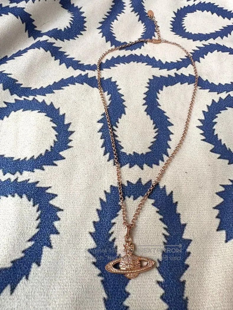 Vivienne Westwood Vivienne Westwood Rose Gold Saturn Necklace. Size ONE SIZE - 4 Thumbnail