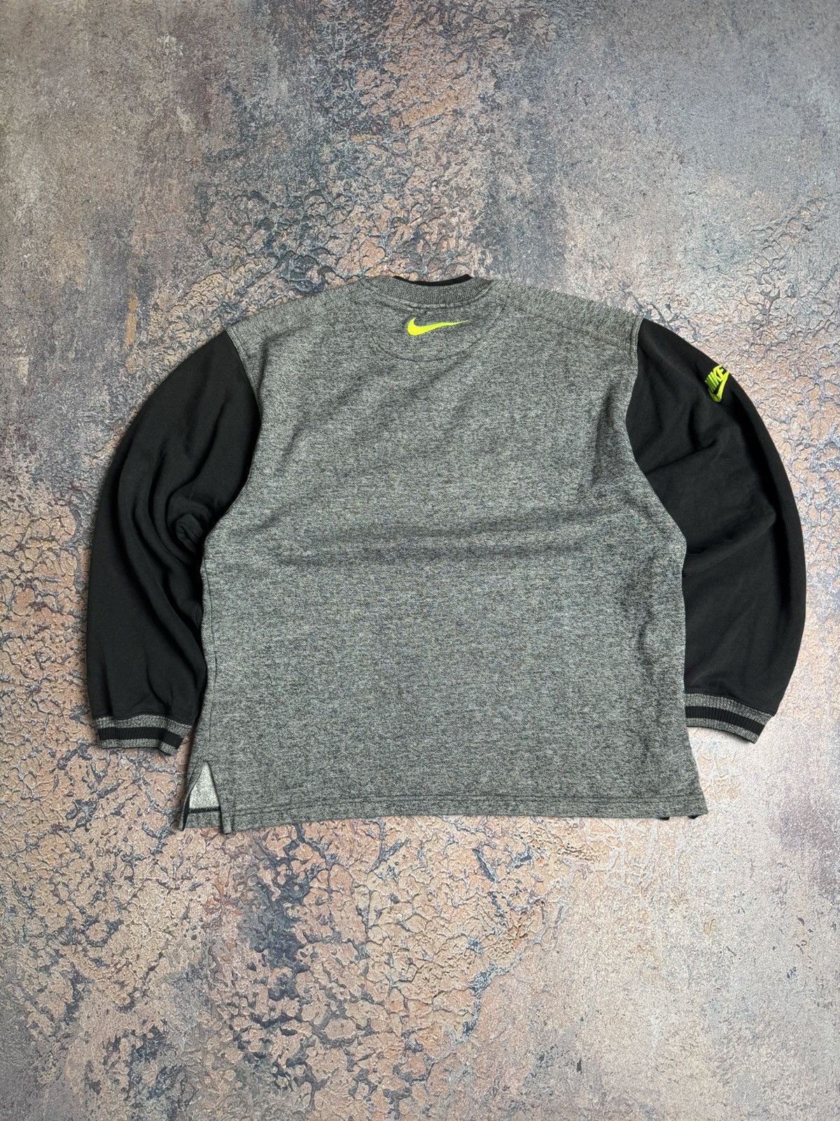 Nike 90s Nike Premier Borussia Dortmund Blokecore Boxy Sweatshirt Size US XS / EU 42 / 0 - 7 Thumbnail