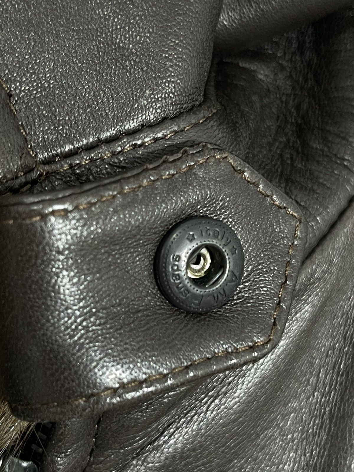 Bally Vintage BALLY Brown Soft Leather Jacket with Fur Collar Size US L / EU 52-54 / 3 - 16 Thumbnail