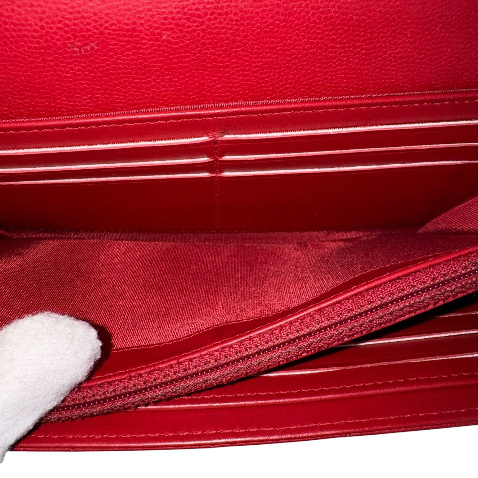 Chanel Chanel CC Boy Flap Red Matelassé Wallet Size ONE SIZE - 11 Thumbnail
