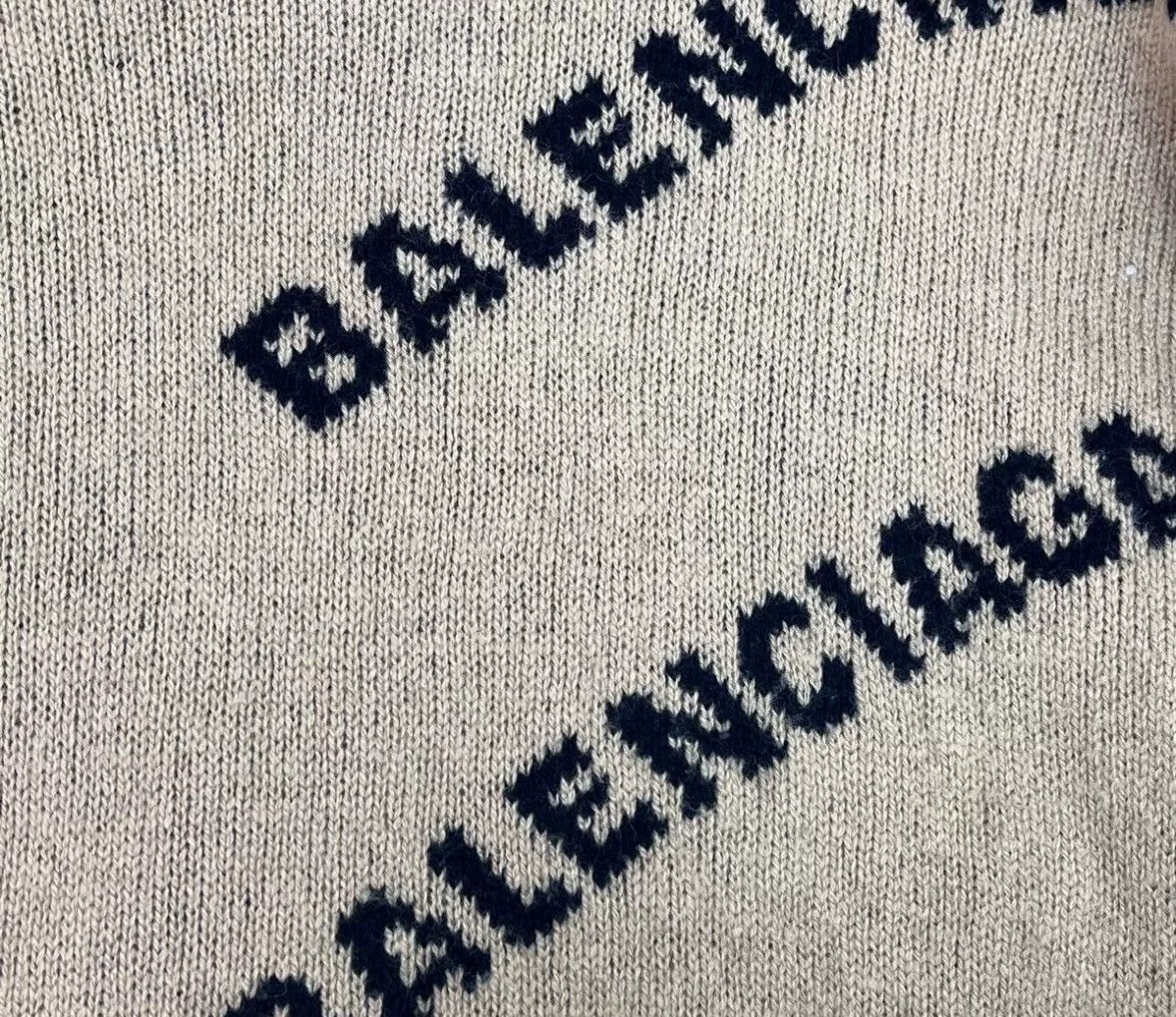 Balenciaga Balenciaga camel bullet screen logo wool sweater Size US S / EU 44-46 / 1 - 5 Thumbnail