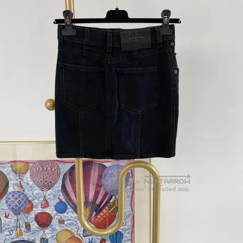 Givenchy Givenchy Black Cotton Mini Skirt for Women . Size 23" - 2 Thumbnail