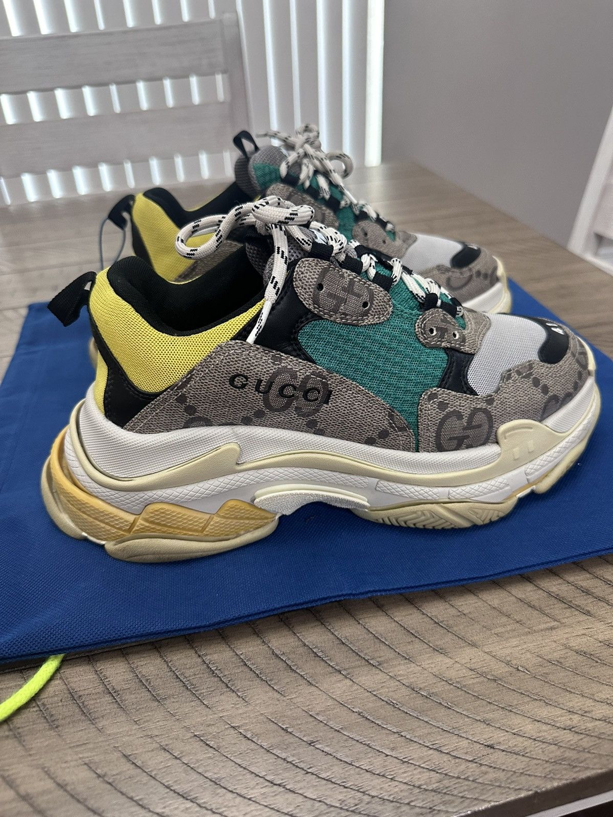 Balenciaga × Gucci Gucci balenciaga triple s sneakers Size US 8 / EU 41 - 4 Thumbnail