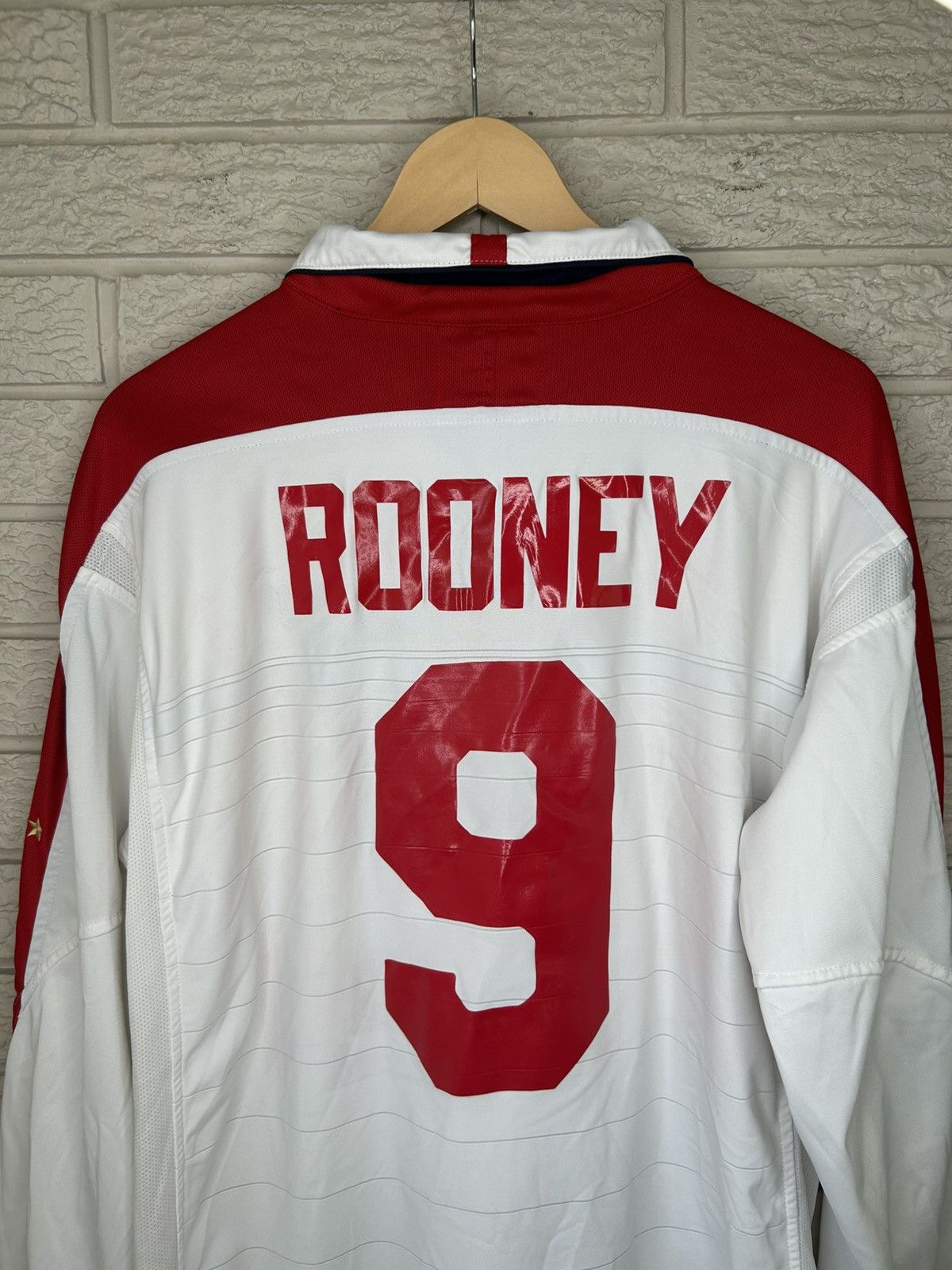 Umbro Vintage 2003 Umbro England Rooney Long Sleeve Home Jersey Size US XL / EU 56 / 4 - 8 Thumbnail