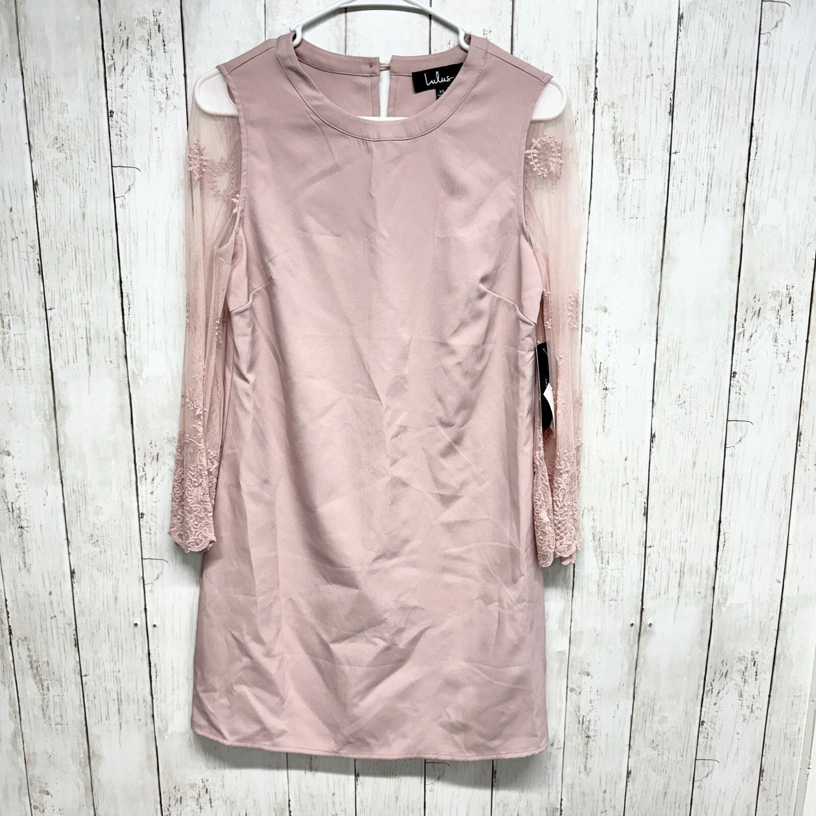 Other Lulus Dress XS Once Upon a Midnight Long Sleeve Shift NWT Size XS / US 0-2 / IT 36-38 - 1 Thumbnail