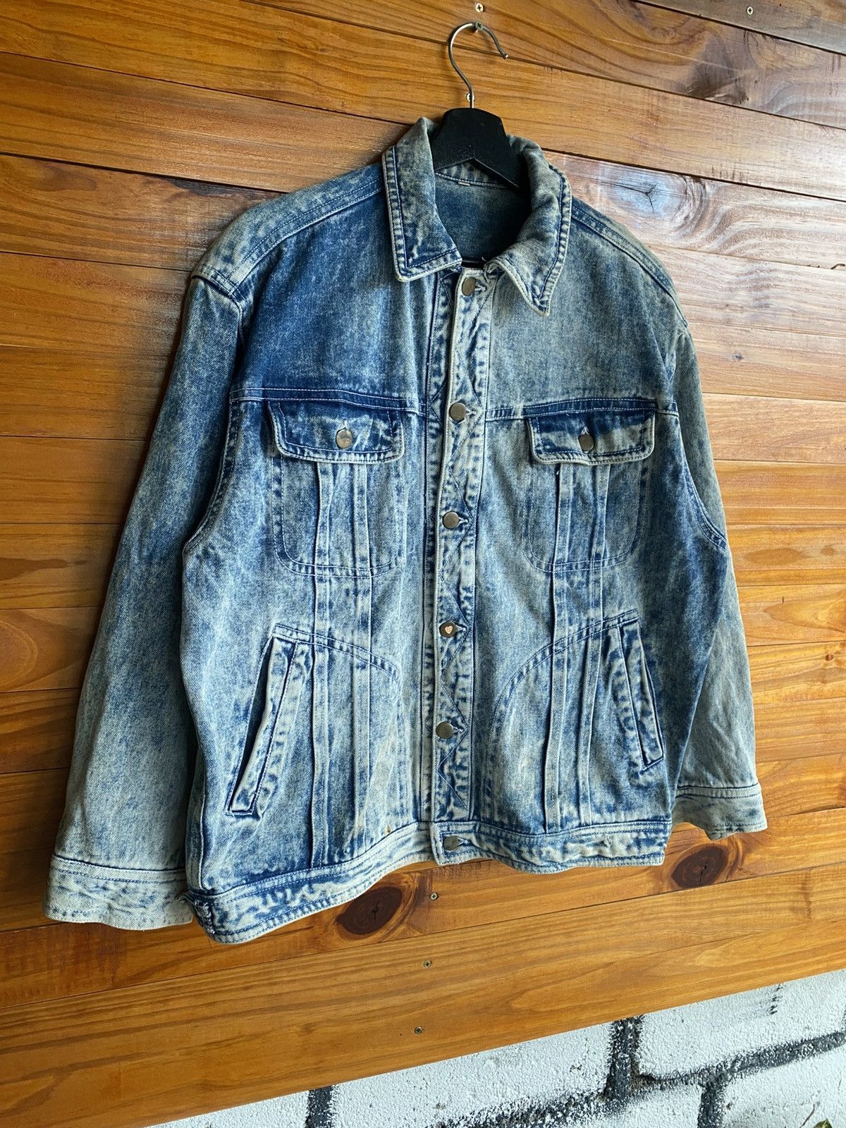 Vintage Vintage 1980s Acid-Wash Denim Jacket Unisex Retro Blue Jean Size US L / EU 52-54 / 3 - 5 Thumbnail