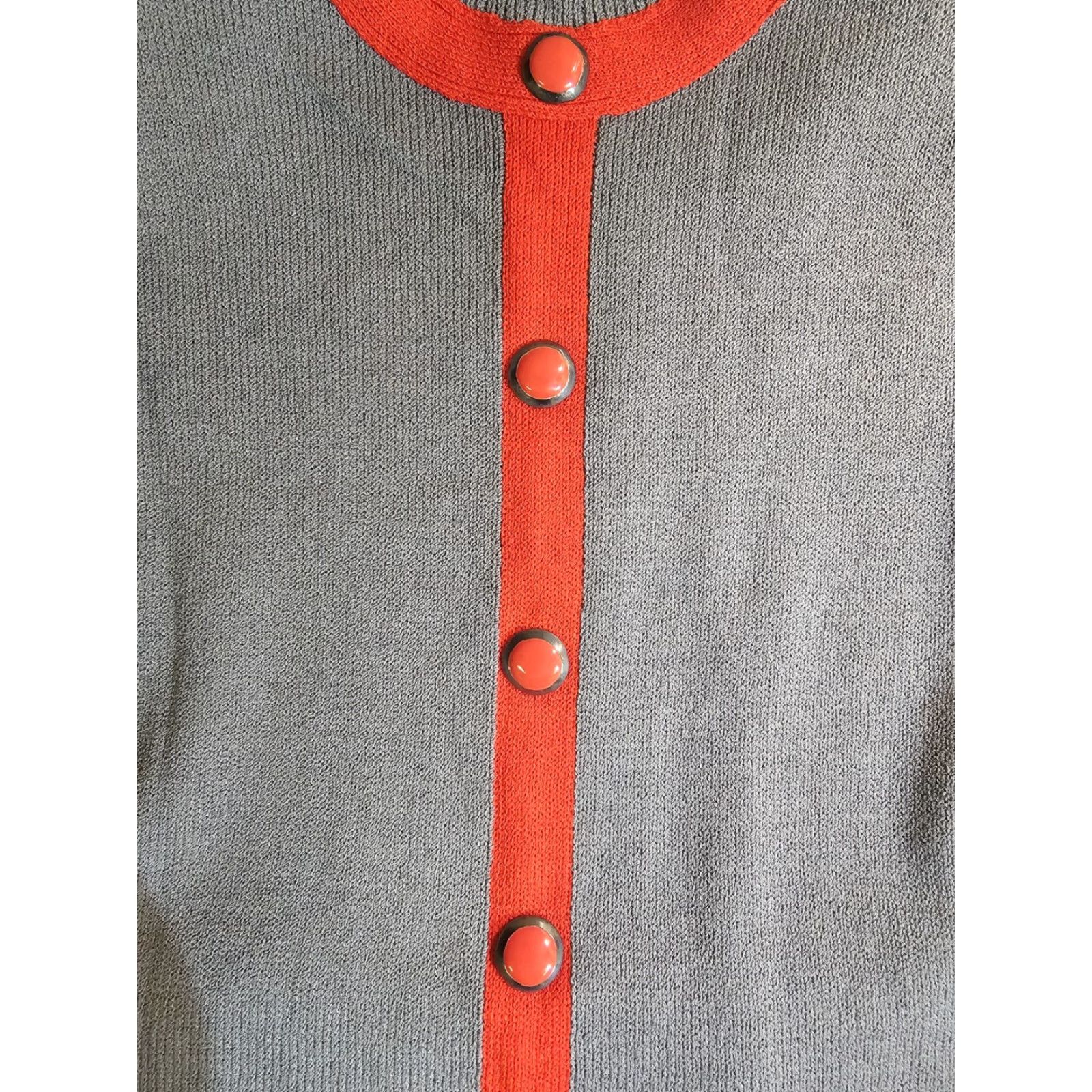 St. John VINTAGE St John Collection by Marie Gray Knitted Grey & Orange Trimmed Suit Sz 4 Top & Bottom Set / 2 Piece / Wool Blend / Regular Fit / Women Size S / US 4 / IT 40 - 4 Thumbnail
