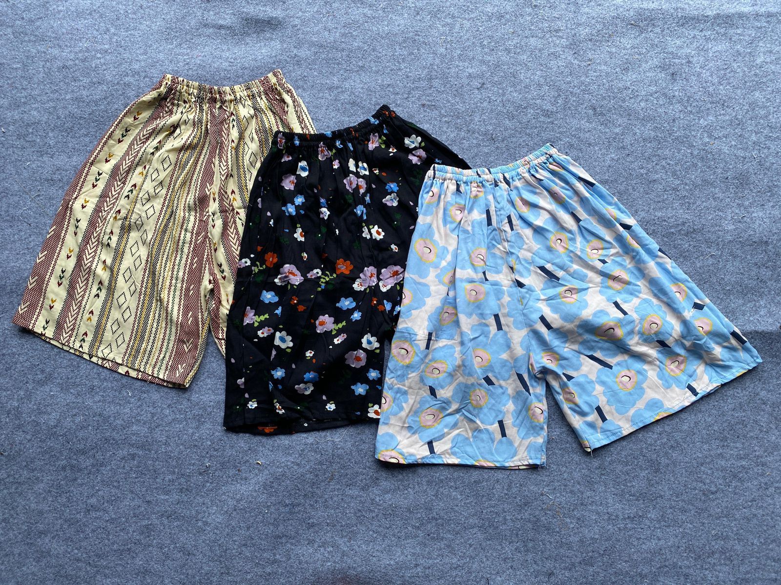 Other CHEAP RAYON DRESSED PANTS - PACKAGE OF 5 RANDOM MOTIFS Size 24" / US 00 / IT 34 - 6 Thumbnail