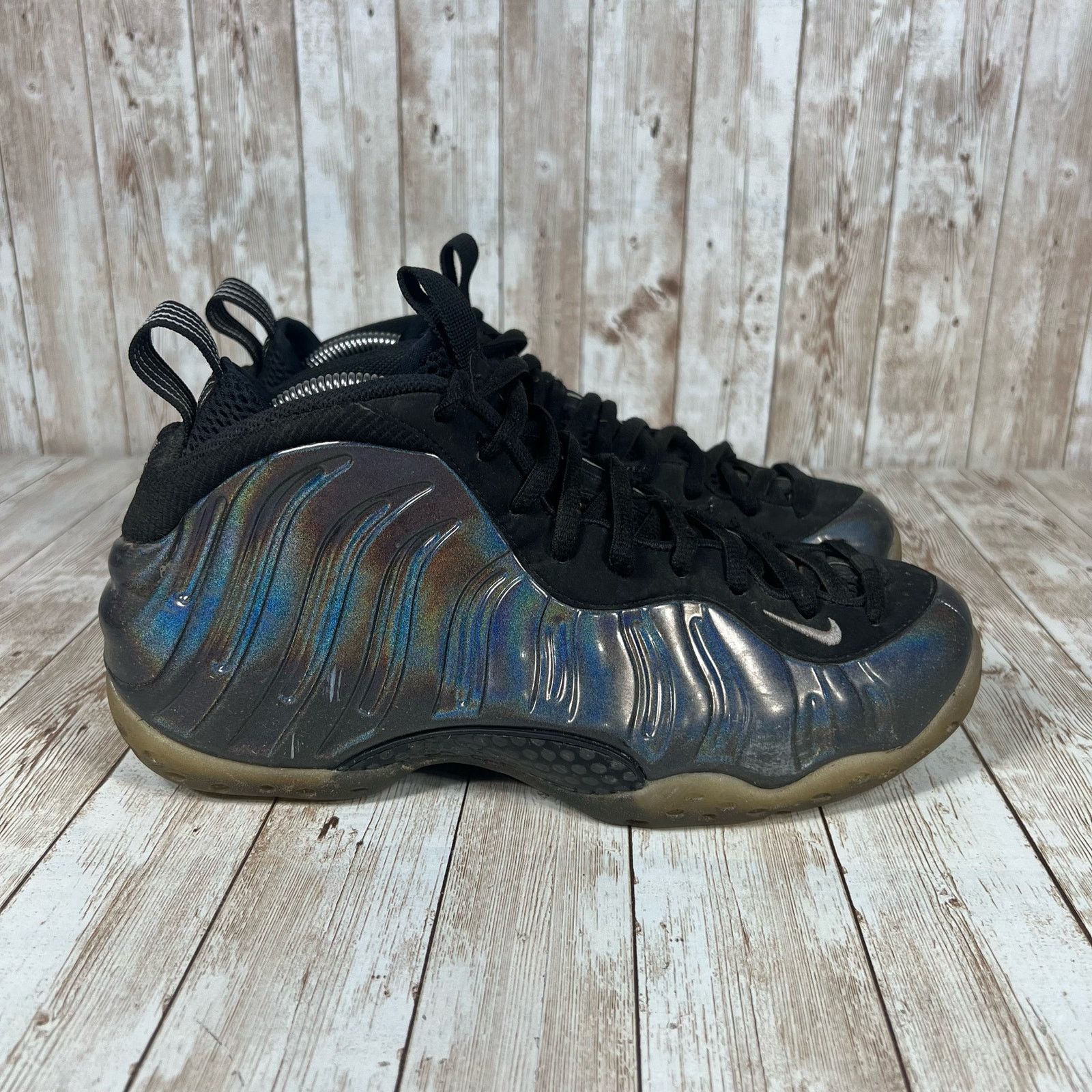 Nike air foamposite one hologram best sale