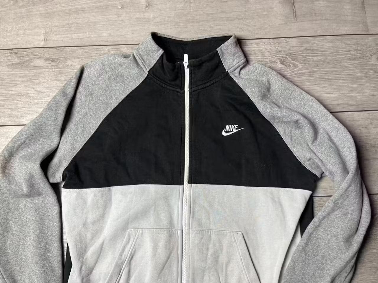 Nike Nike half zip sportswear sweatshirt size Large Size US L / EU 52-54 / 3 - 3 Thumbnail