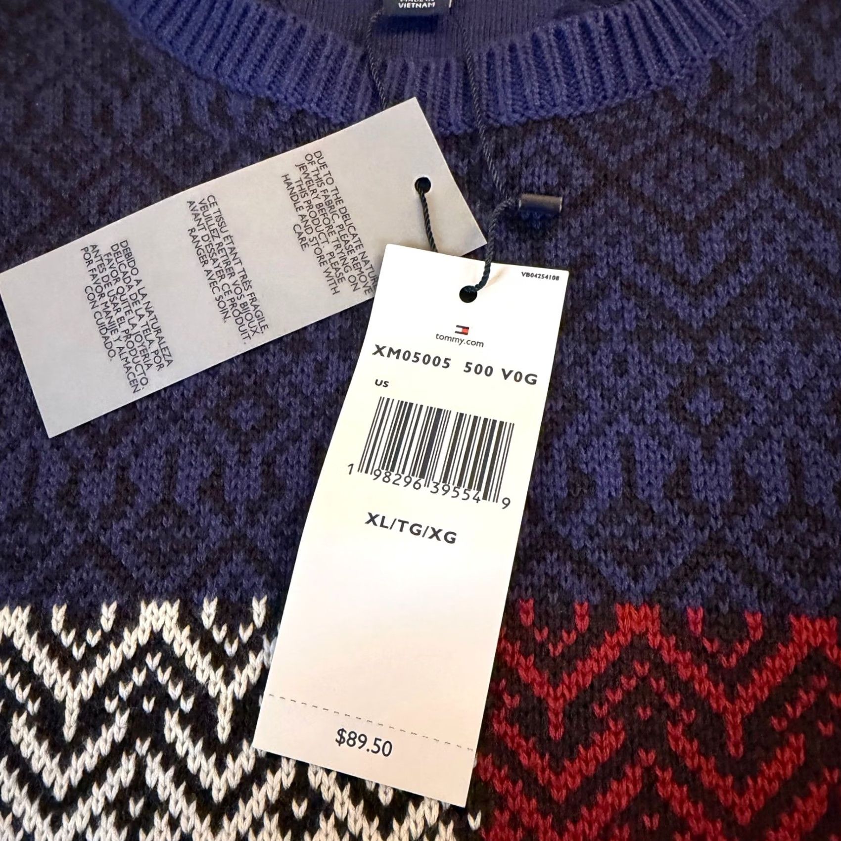 Tommy Hilfiger Tommy Hilfiger Knit Sweater Blue Red White Pullover Mens XL NWT Geometric Logo Crew Neck Pullover Casual Winter Knit Shirt Mens XL Blue Size US XL / EU 56 / 4 - 3 Thumbnail