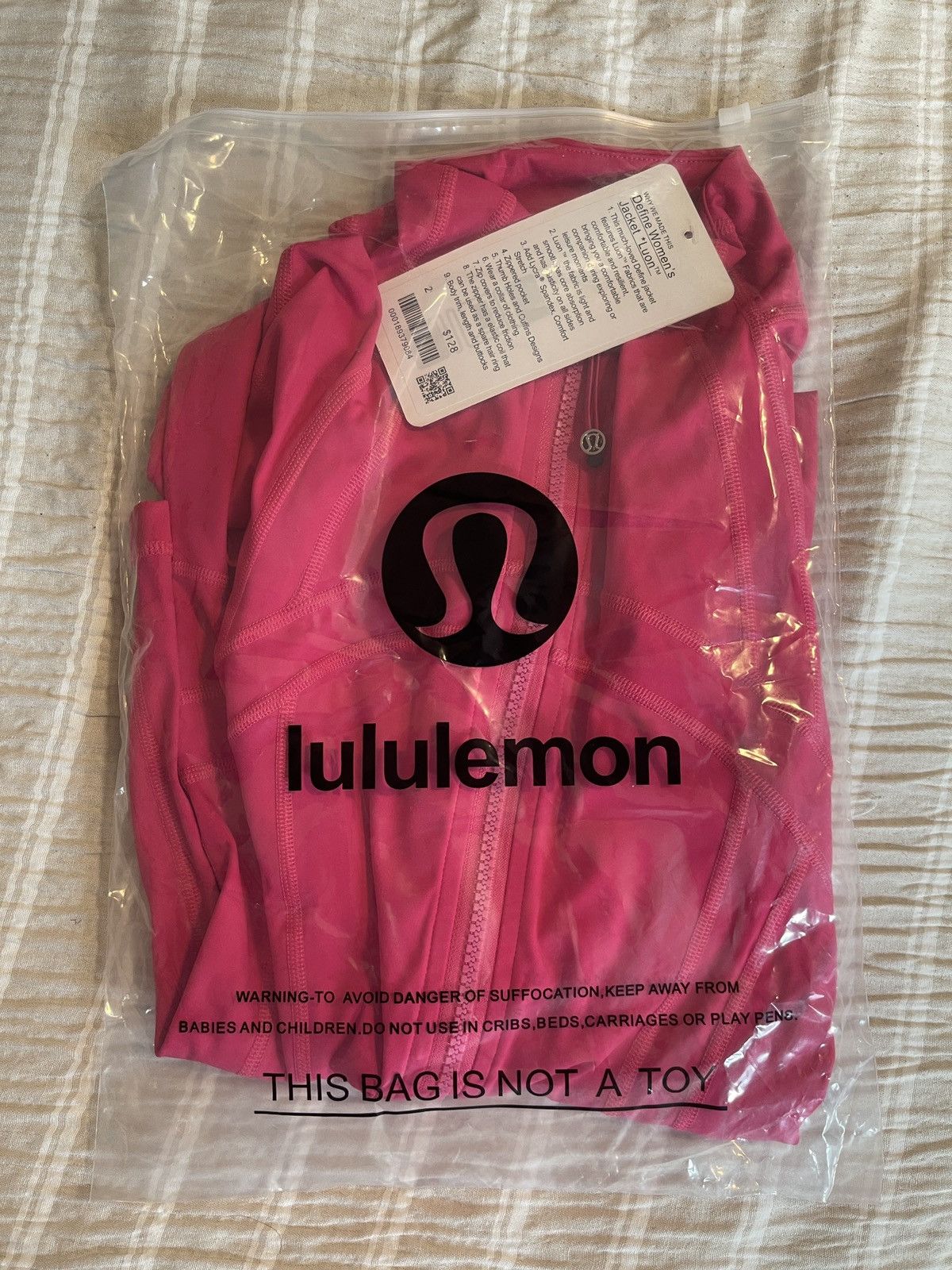 Lululemon Lululemon Hot Pink Defined Jacket Size XS / US 0-2 / IT 36-38 - 4 Thumbnail