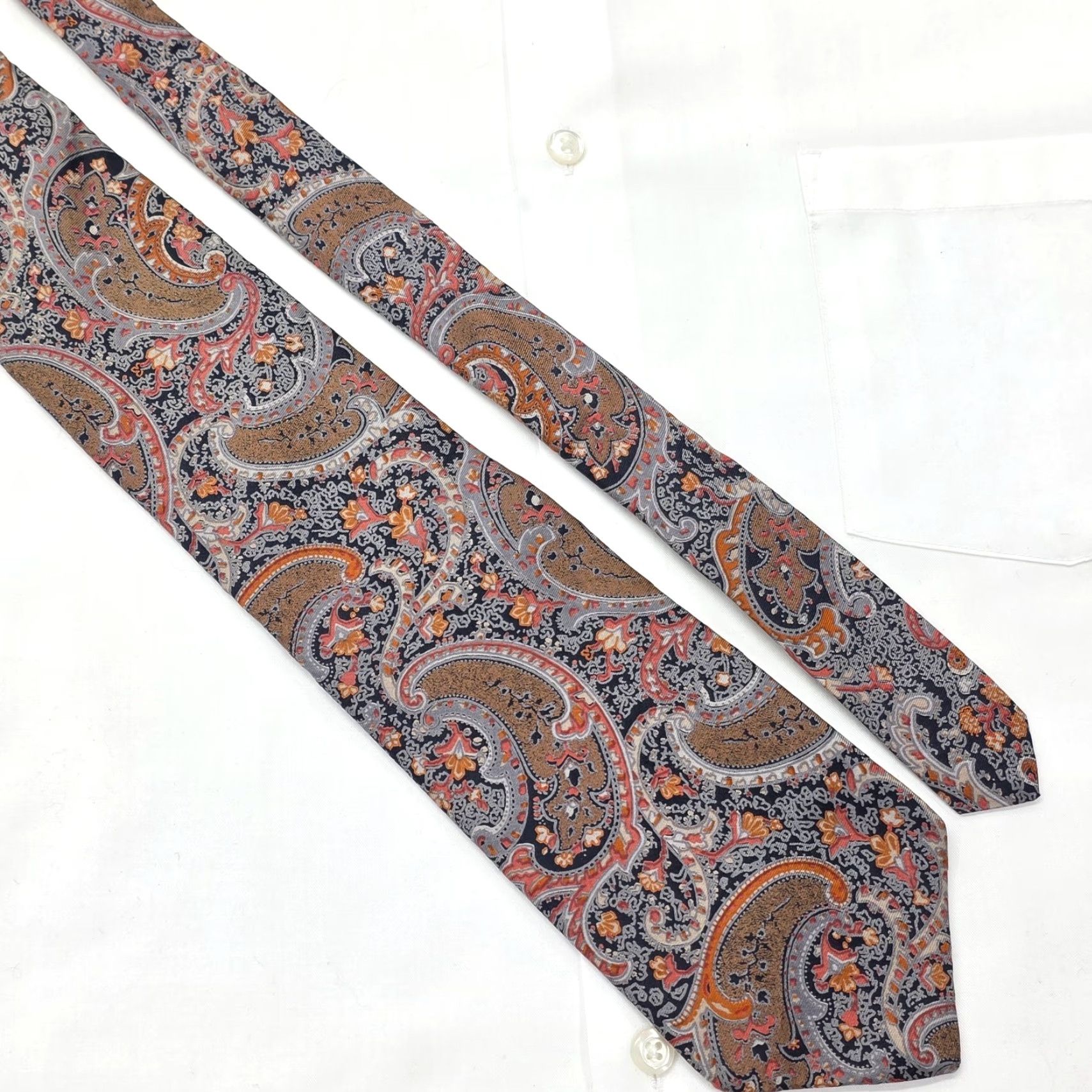 Pierre Cardin VINTAGE Pierre Cardin Necktie Mens Brown Silk 1970s Paisley Designer Stylish Tie Size ONE SIZE - 3 Thumbnail