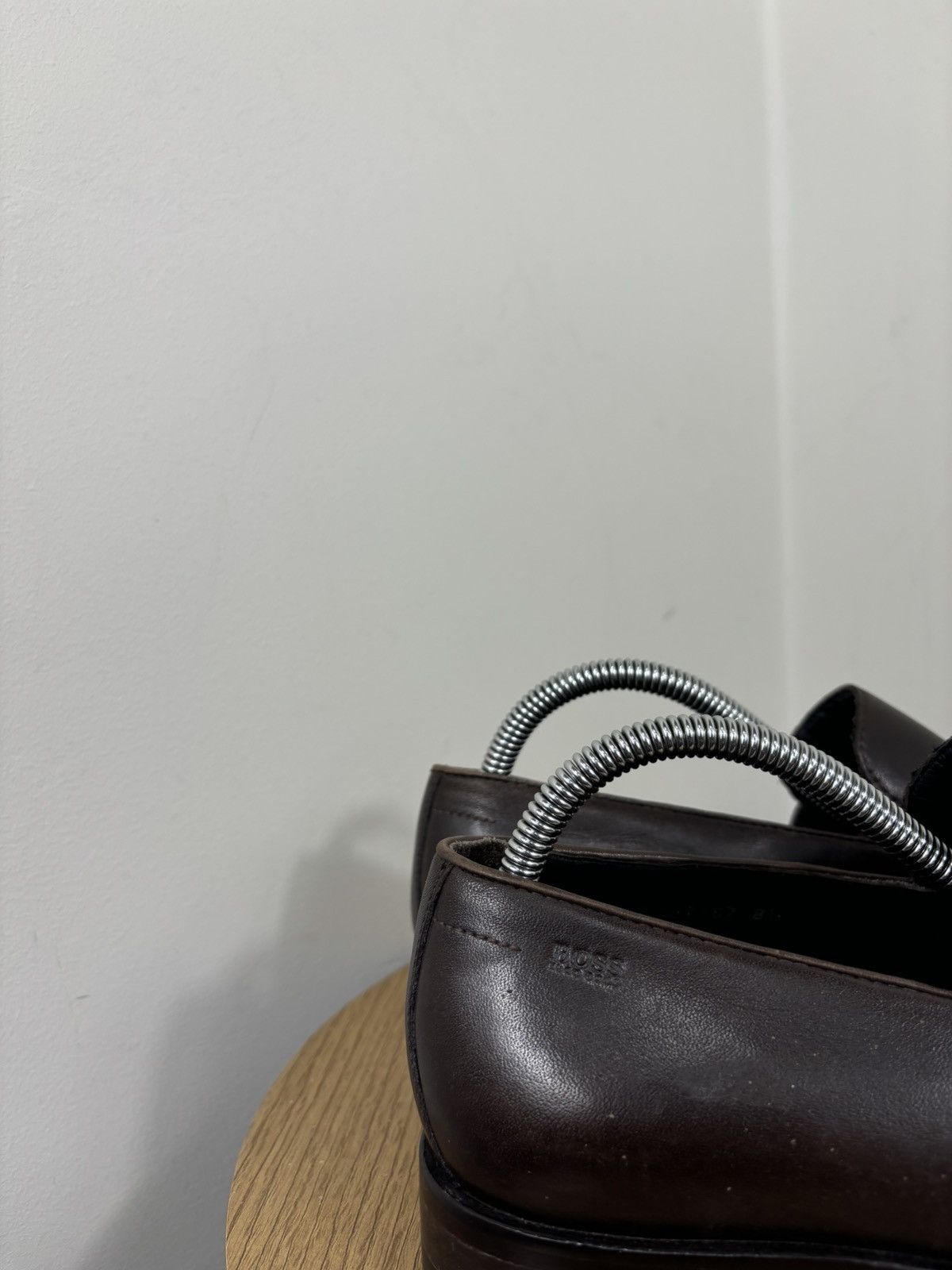 Hugo Boss Hugo Boss Men’s Brown Leather Venetian Loafers Dress Shoes Size US 8.5 / EU 41-42 - 4 Thumbnail