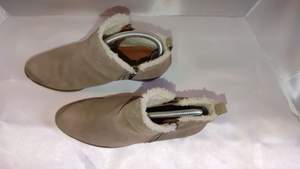 Lucky Brand Lucky Brand Basel Suede Shearling Sherpa Booties Size 9M Size US 9 / IT 39 - 3 Thumbnail