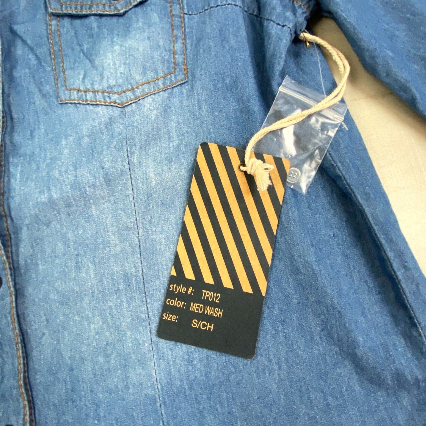 Vintage Ci Sono Womens Blue Chambray Button Up Shirt Small Western Roll Tab Sleeves Size S / US 4 / IT 40 - 4 Thumbnail