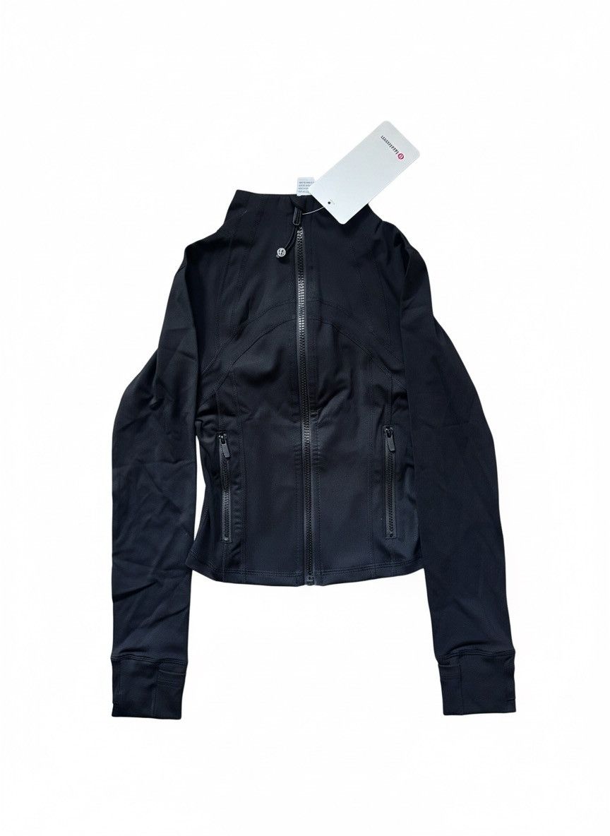 Lululemon Black Lululemon Define Cropped Jacket Size S / US 4 / IT 40 - 1 Thumbnail