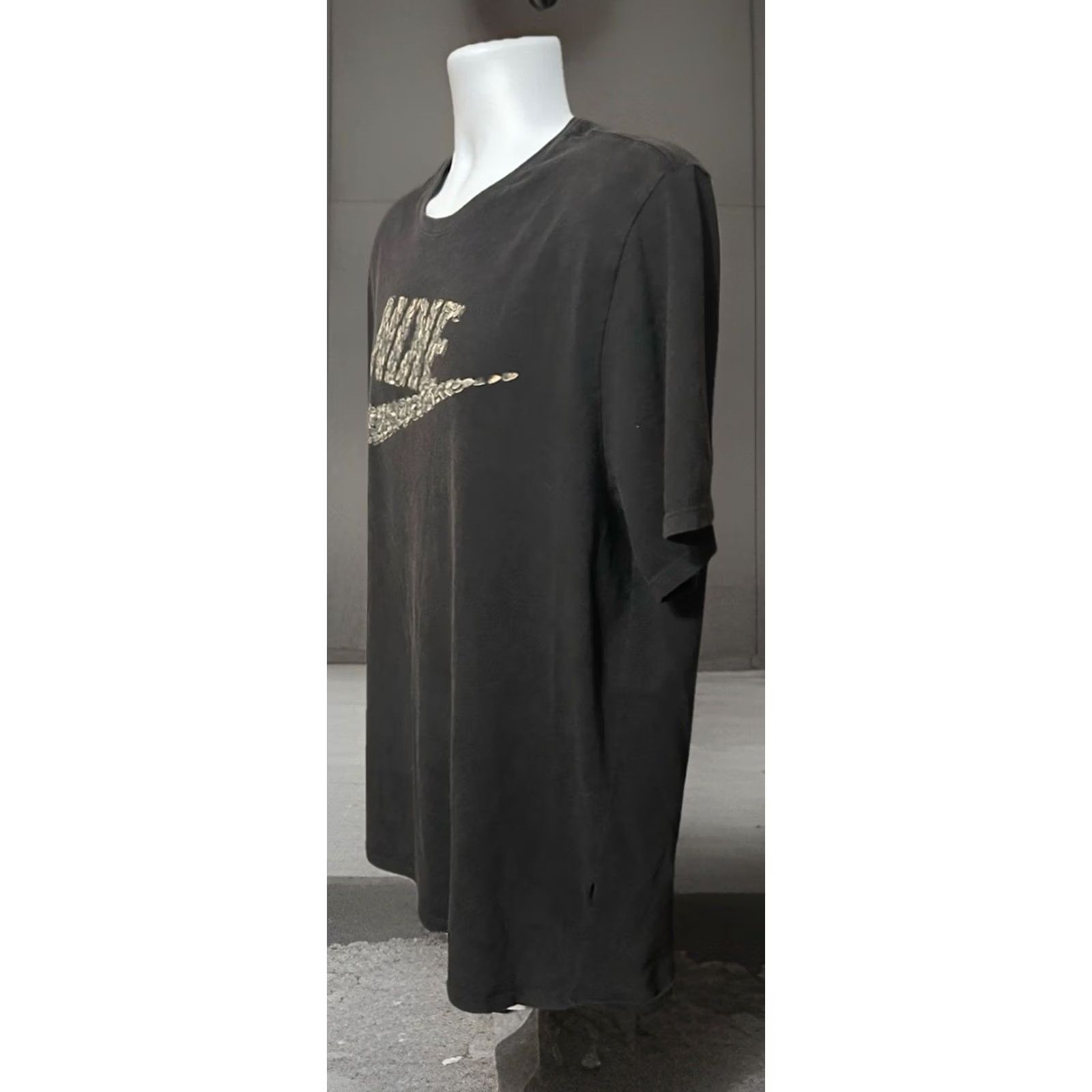 Nike New Title: Nike Dri Fit Sunflower Seeds Baseball Shirt 2XL Men's Short Sleeve Black Size US XXL / EU 58 / 5 - 7 Thumbnail