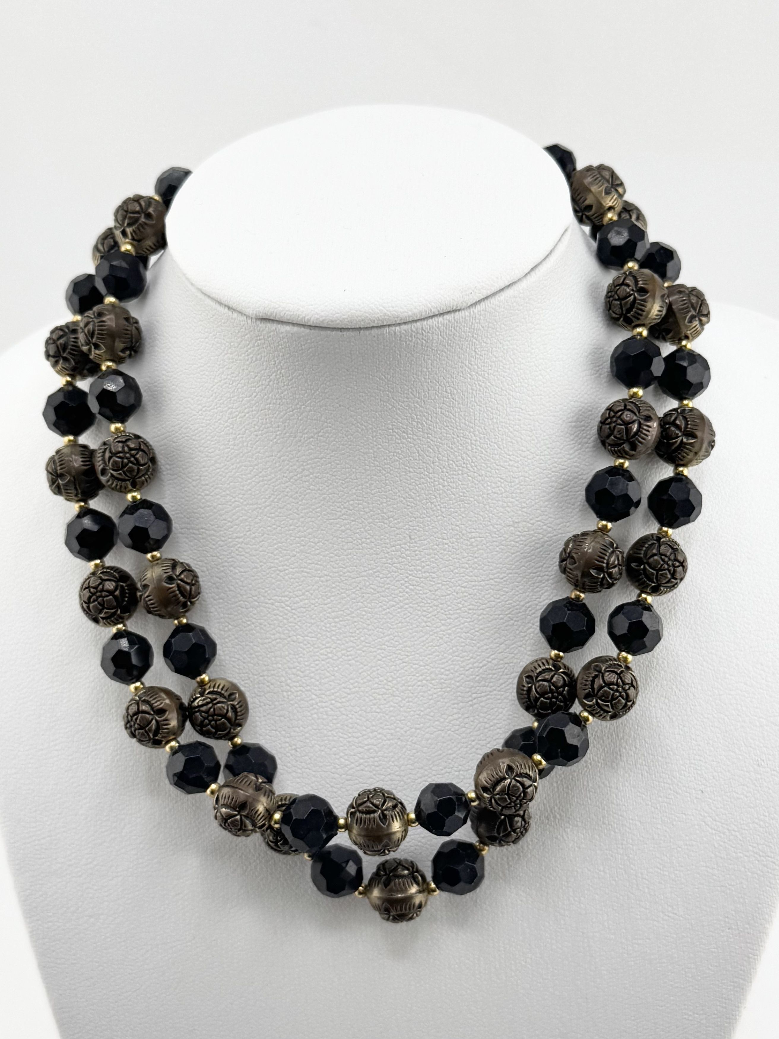 Vintage Vintage gold & black beaded double strand necklace Size ONE SIZE - 1 Thumbnail