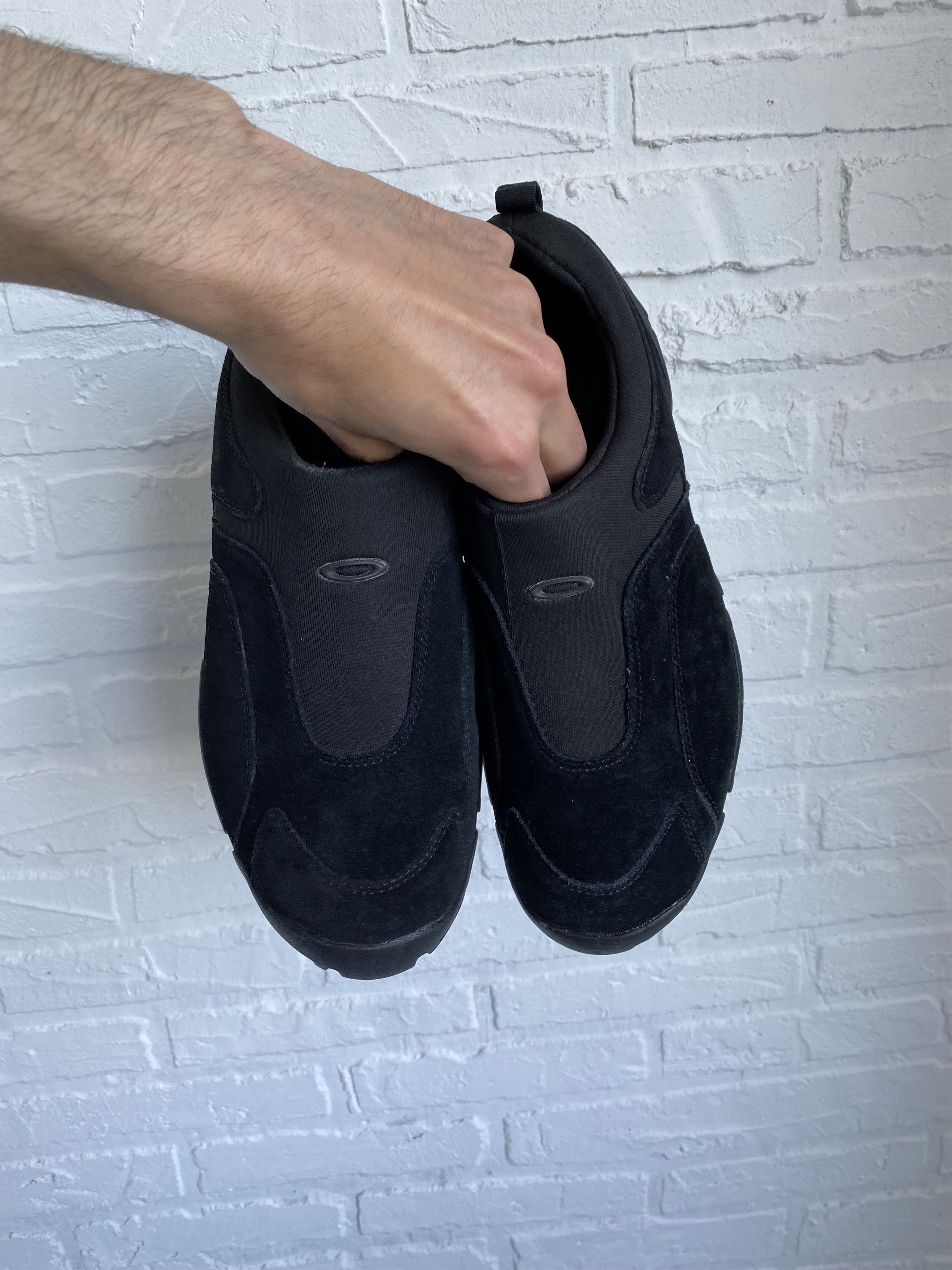Oakley RARE Oakley Flesh suede leather Slip-on Hiking sneakers Size US 9 / EU 42 - 10 Thumbnail