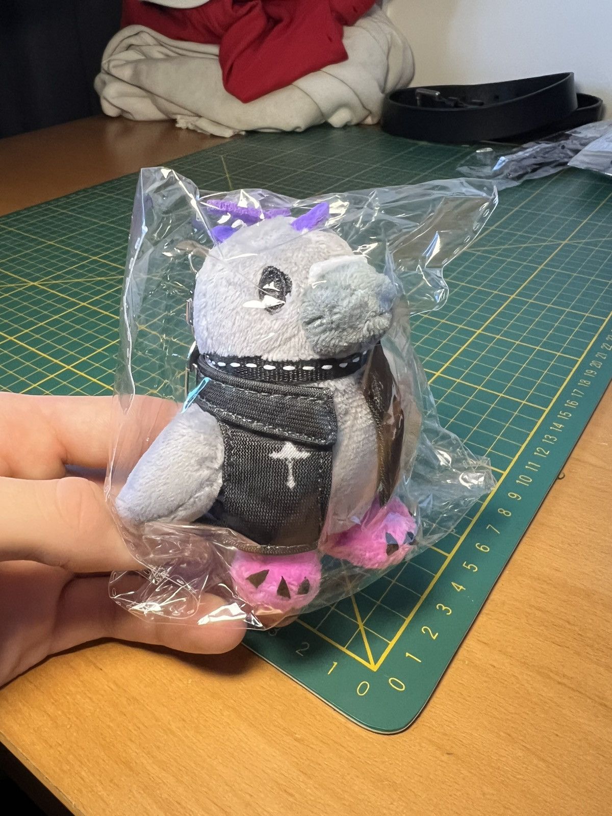 Jewelry Hard Jewelry Phoenix The Punk Pigeon mini plushie keychain Size ONE SIZE - 3 Thumbnail