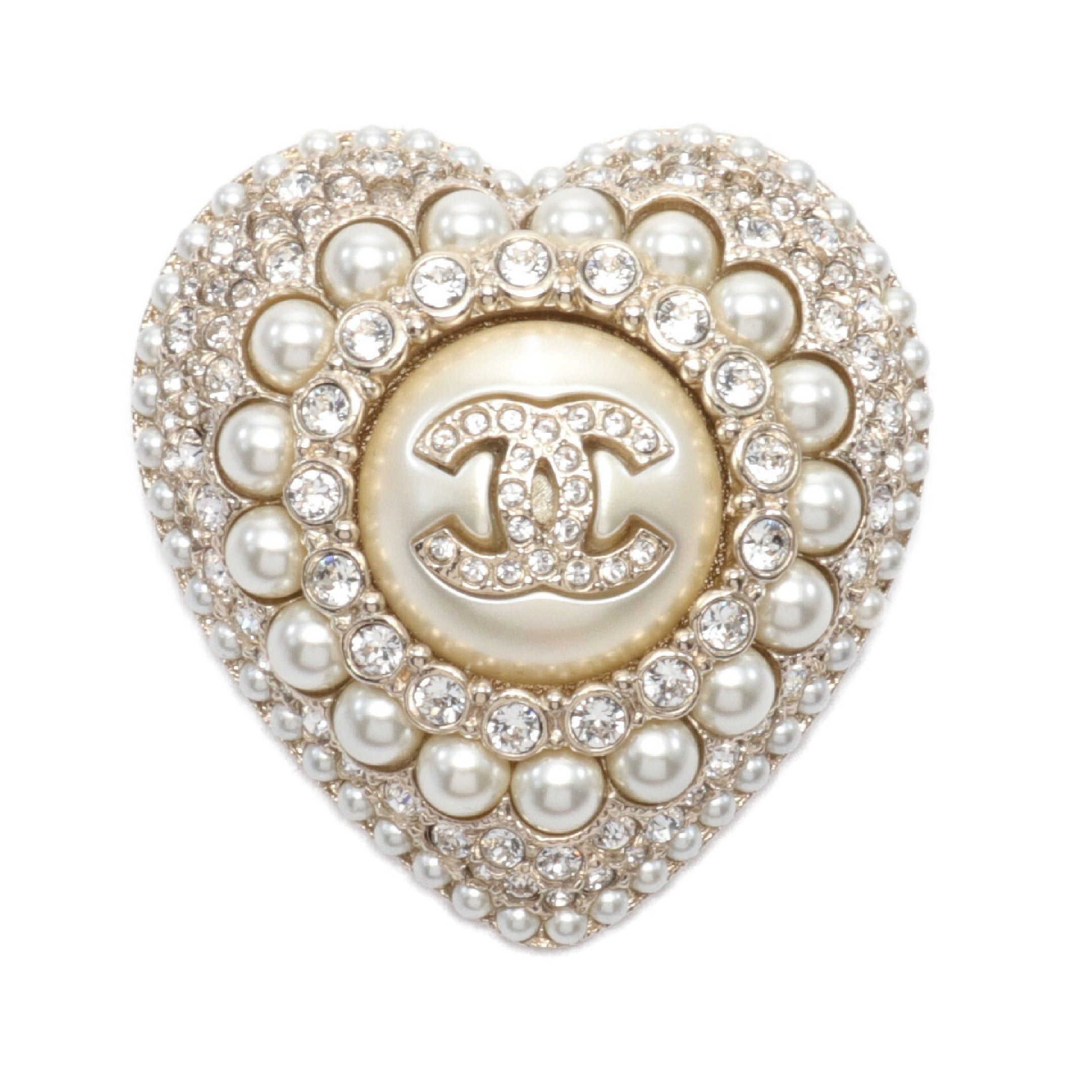 image of Chanel Brooch Heart Gp Fake Pearl Rhinestone Gold White Clear L22B, Women's