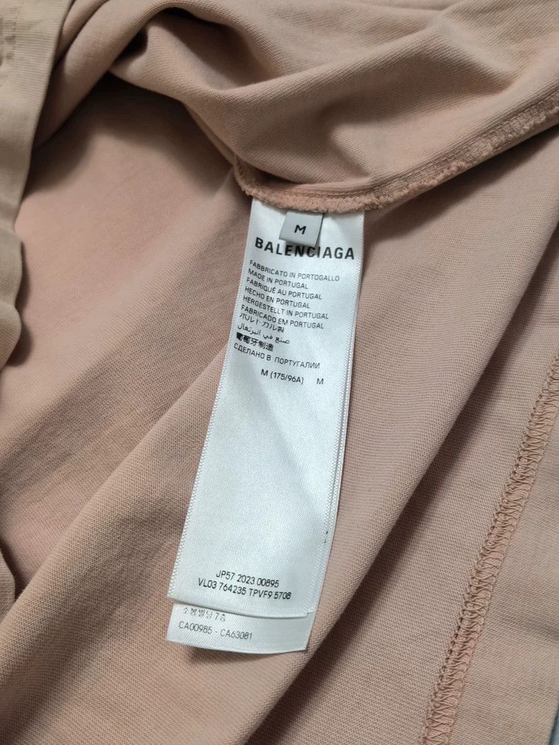 Balenciaga Balenciaga World Short Sleeve, Light Pink Size US M / EU 48-50 / 2 - 3 Thumbnail