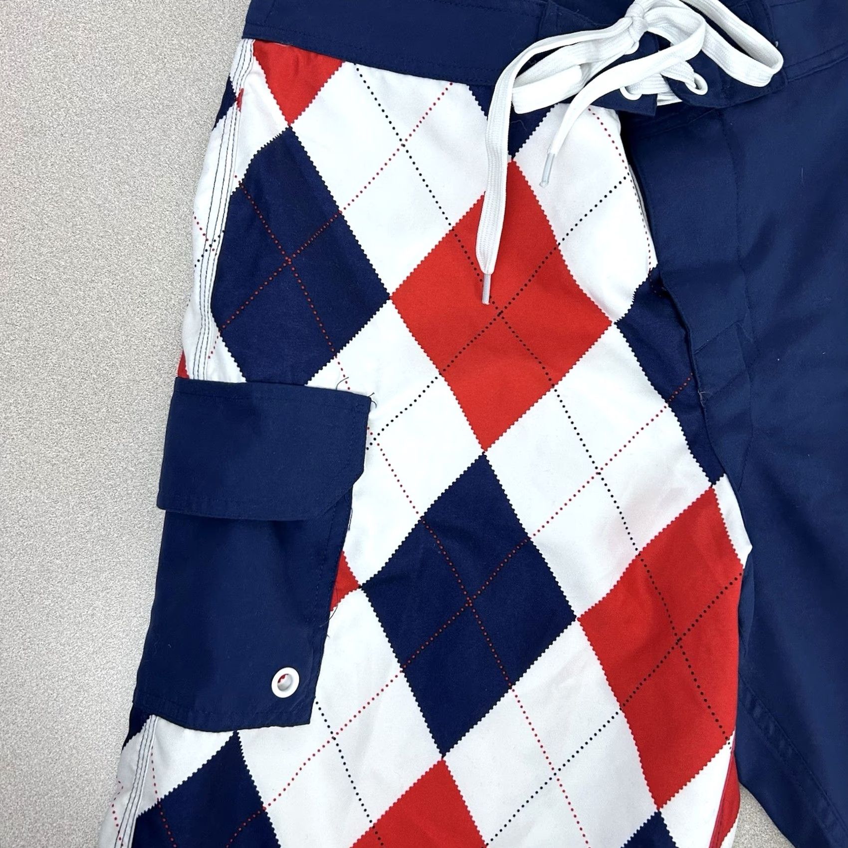 Vintage Loudmouth Board Shorts Men 32 X 11 Red White Blue Swim Trunks Size US 32 / EU 48 - 3 Thumbnail