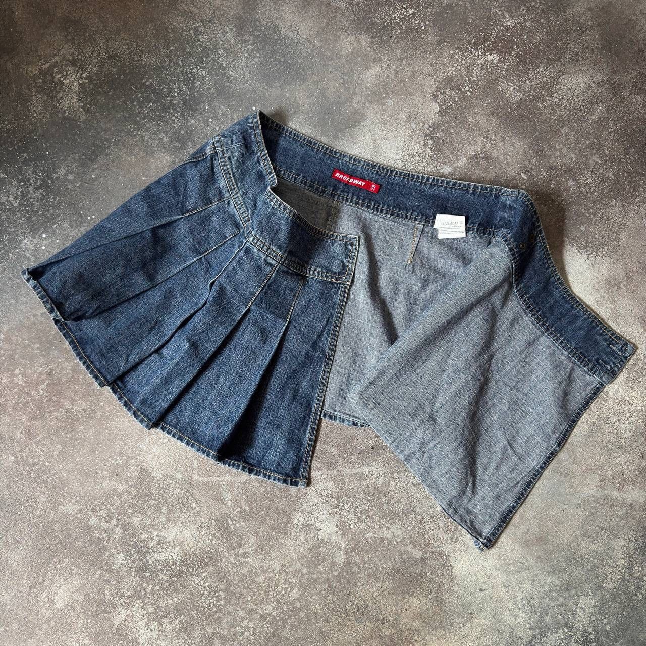 Japanese Brand × Tornado Mart × Vintage Super Sexy Asymmetric Pleated Denim Mini Skirt Size 29" - 3 Thumbnail