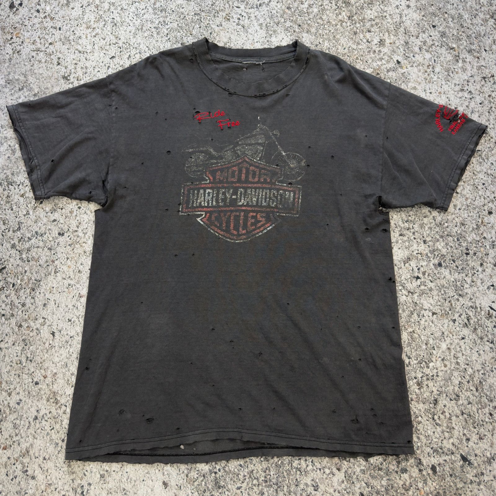 Harley Davidson Harley Davidson Thrashed Distressed Tee ERD Grunge Biker Size US XL / EU 56 / 4 - 7 Thumbnail