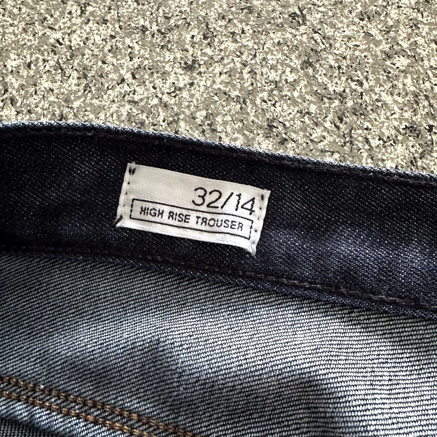 Gap Gap 1969 High Rise Flare Jeans Women’s Size 32 Dark Wash Stretch Denim Blue 1969 Gap Jeans Womens Size 32 Flare Size 24" / US 00 / IT 34 - 6 Thumbnail