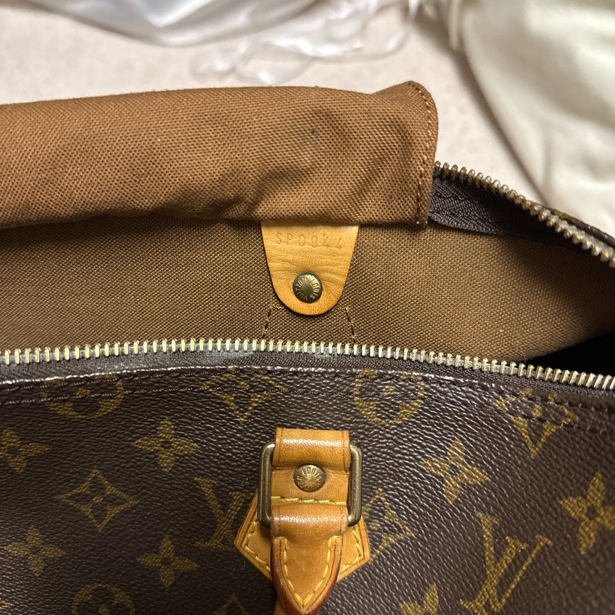 Louis Vuitton Speedy 35 Louis Vuitton Size ONE SIZE - 5 Thumbnail