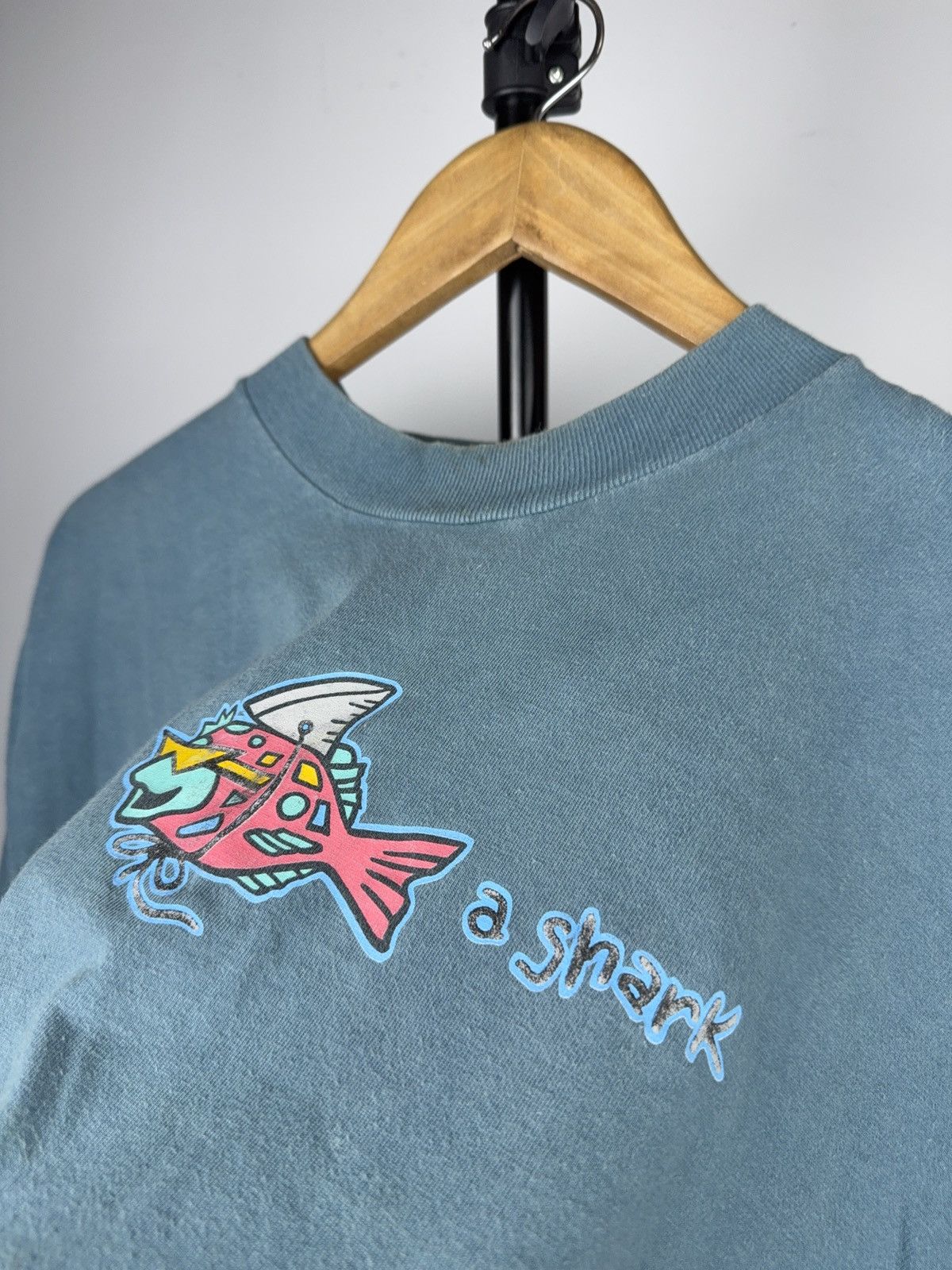 Maui and Sons 90s Retro Maui and Sons Surf Graphic T-Shirt Italy Print L Size US L / EU 52-54 / 3 - 10 Thumbnail