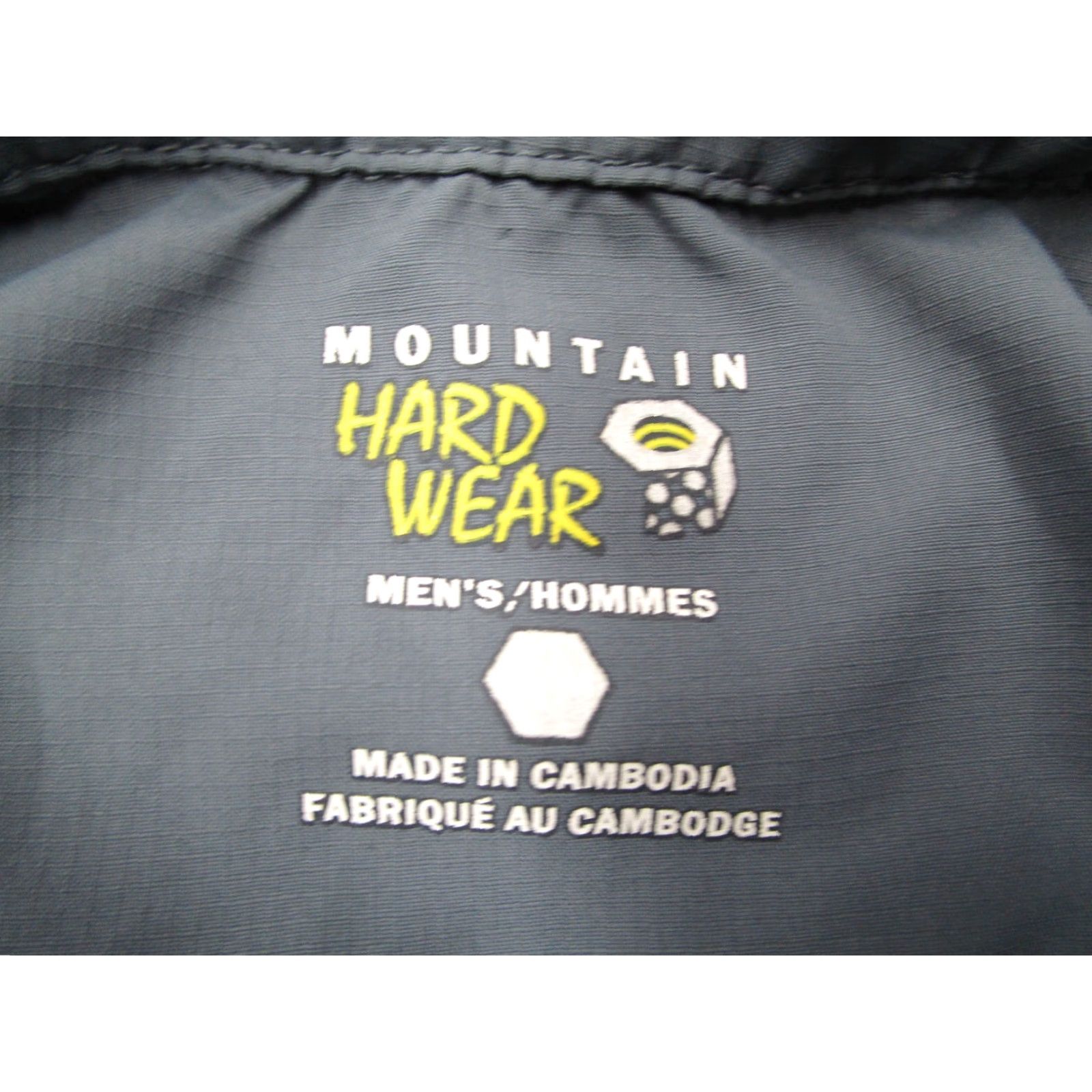 Mountain Hardwear Mountain Hardwear Shirt Mens Green Medium Quarter Zip Performance Polo Work Hike Size US M / EU 48-50 / 2 - 3 Thumbnail