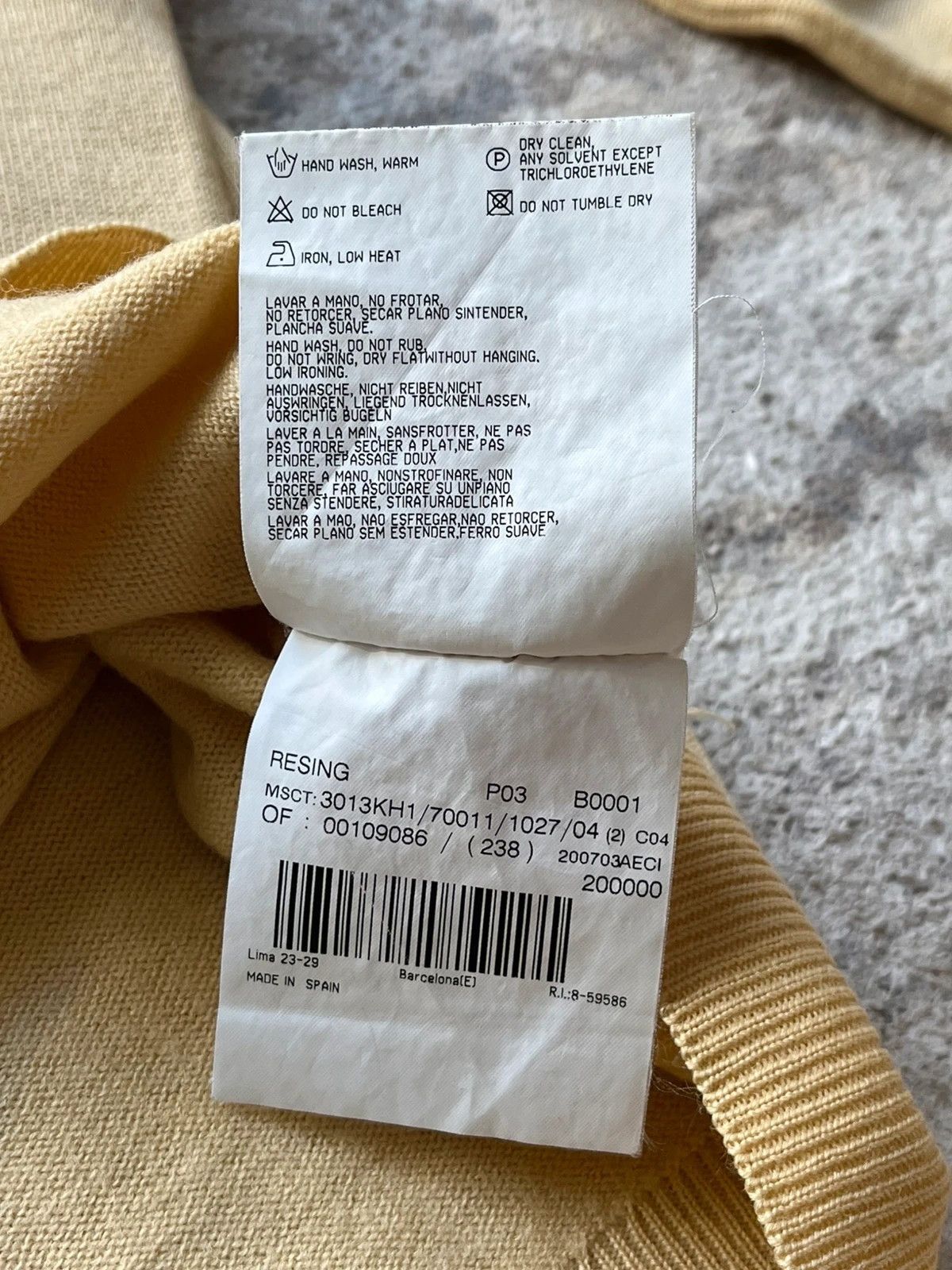 Burberry Burberry London Size 4 / S V Neck Sweater Size US S / EU 44-46 / 1 - 8 Thumbnail