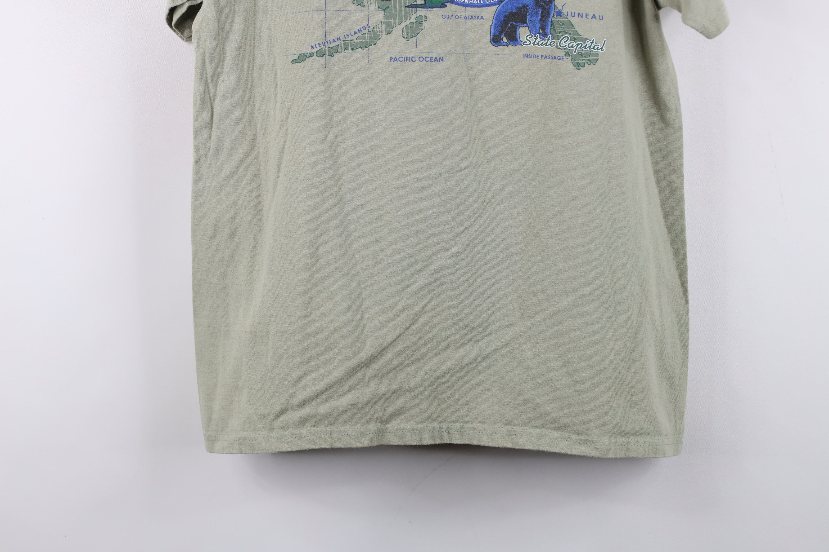 Vintage Vintage 90s Streetwear Alaska Map Nature Eagle T-Shirt Size US S / EU 44-46 / 1 - 3 Thumbnail