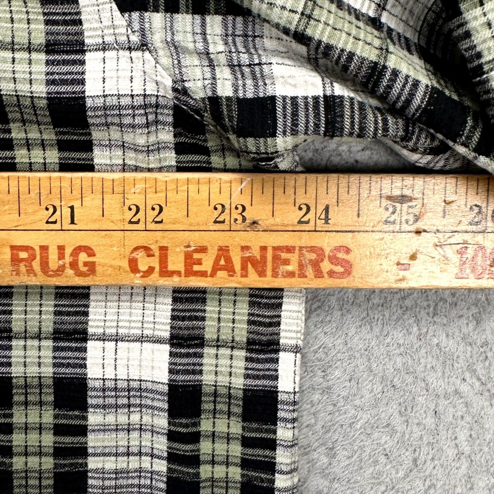Tommy Bahama VINTAGE Tommy Bahama Button Up Shirt Mens Large Green White Plaid 2-Flap Pocket 100% Silk Size US L / EU 52-54 / 3 - 6 Thumbnail