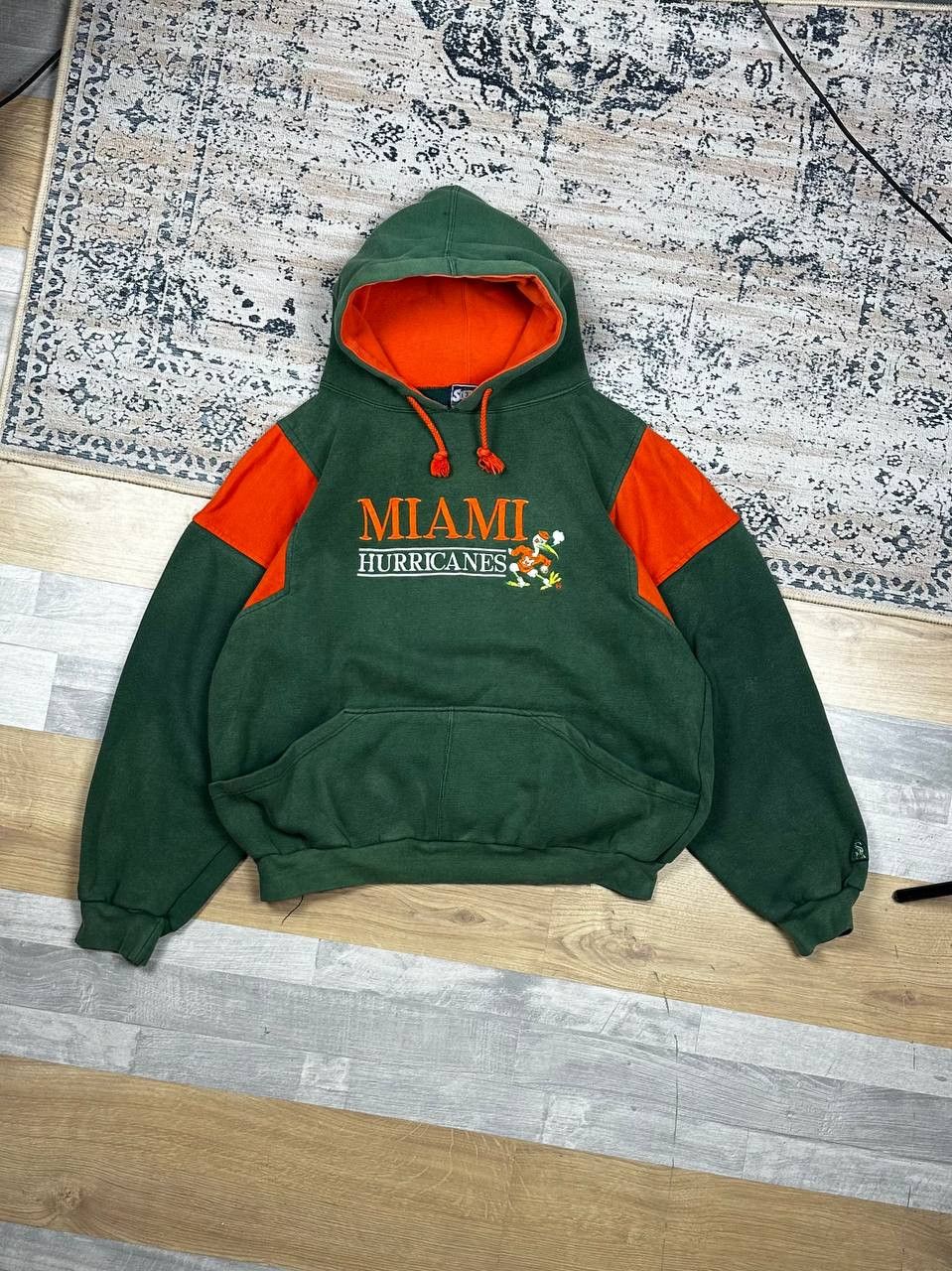 Vintage Vintage Miami Hurricanes Rare Oversized Hoodie Size US XL / EU 56 / 4 - 1 Thumbnail