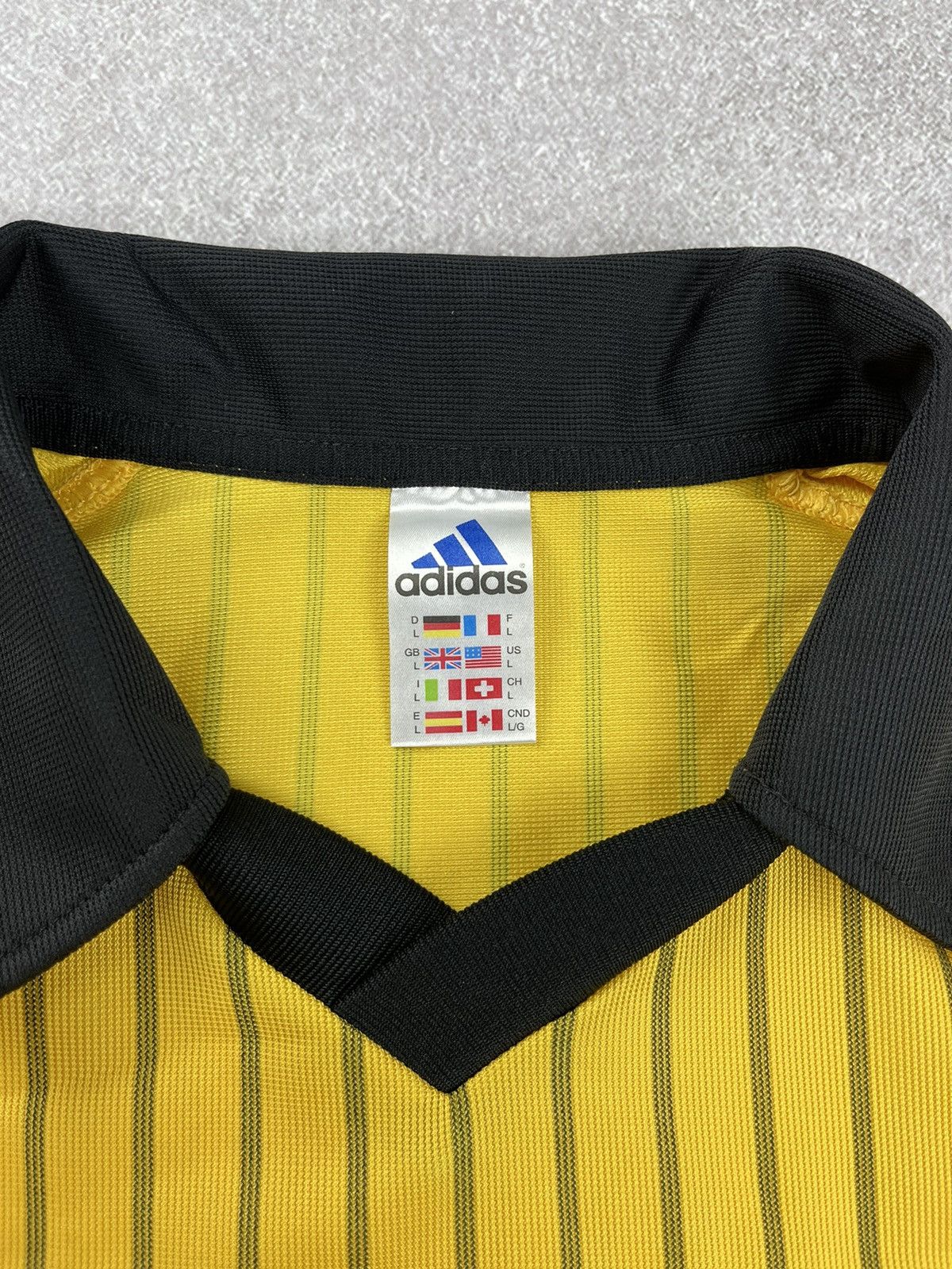Adidas × Vintage Switzerland Vintage Soccer Referee Jersey World Cup Size US L / EU 52-54 / 3 - 6 Thumbnail