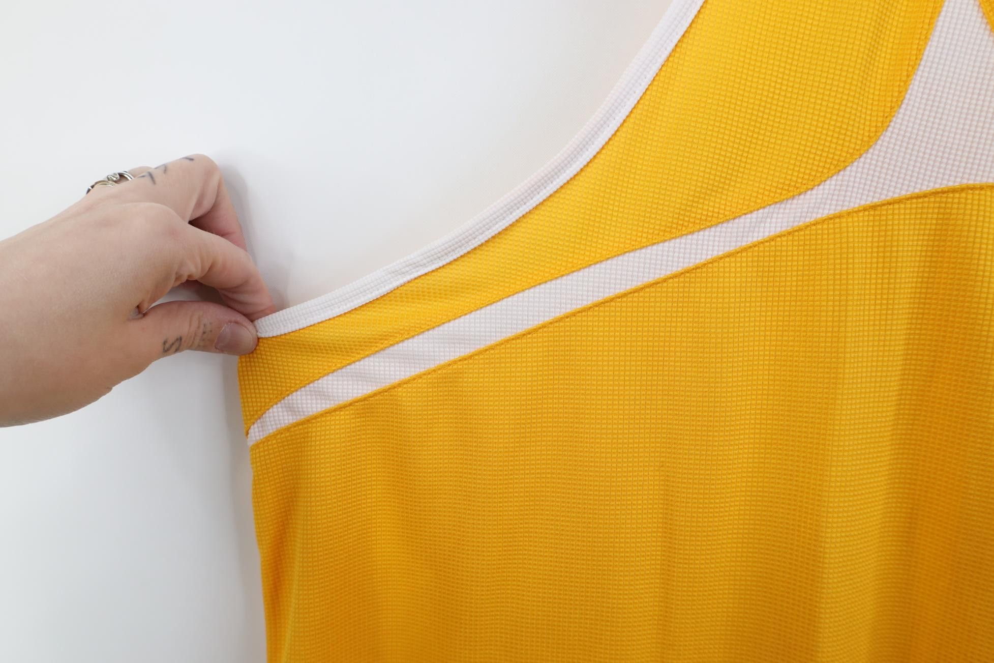 Brooks Vintage Brooks Running Knit Racing Singlet Jersey T-Shirt Size US XXL / EU 58 / 5 - 7 Thumbnail