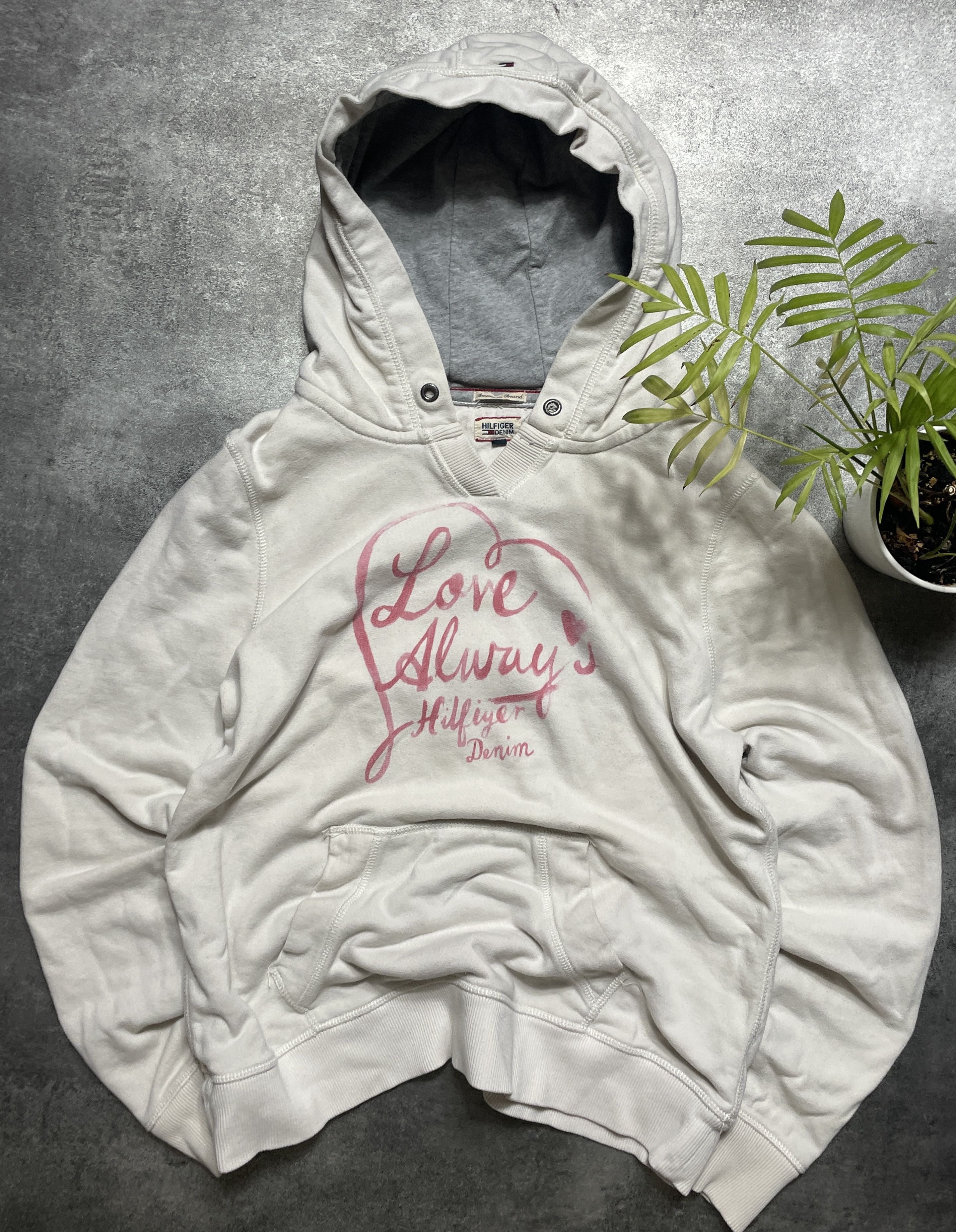 Tommy Hilfiger Tommy Hilfiger Love Always Hoodie Spellout Cozy Thick Size XL / US 12-14 / IT 48-50 - 1 Thumbnail