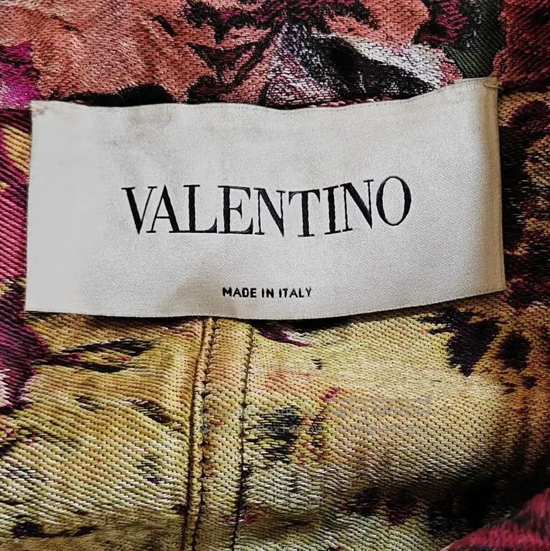Valentino Valentino Floral Print Long Coat for Women . Size S / US 4 / IT 40 - 7 Thumbnail