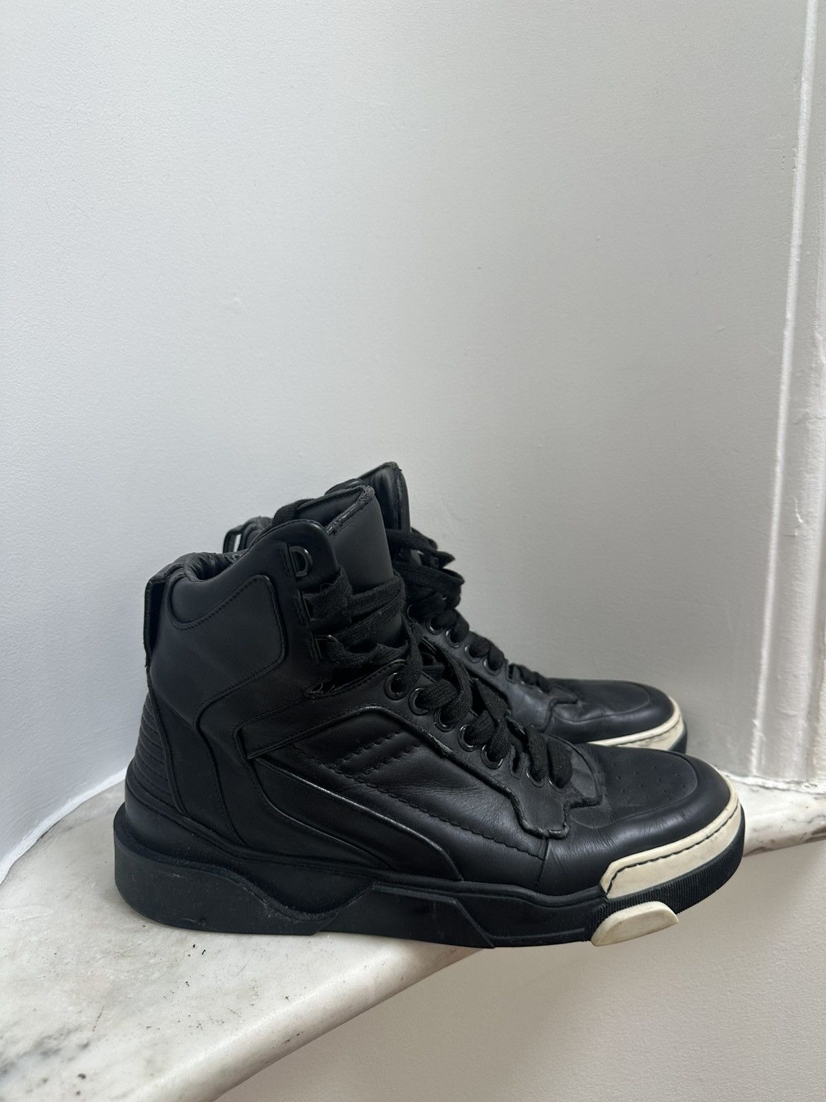 Givenchy Tyson | Grailed