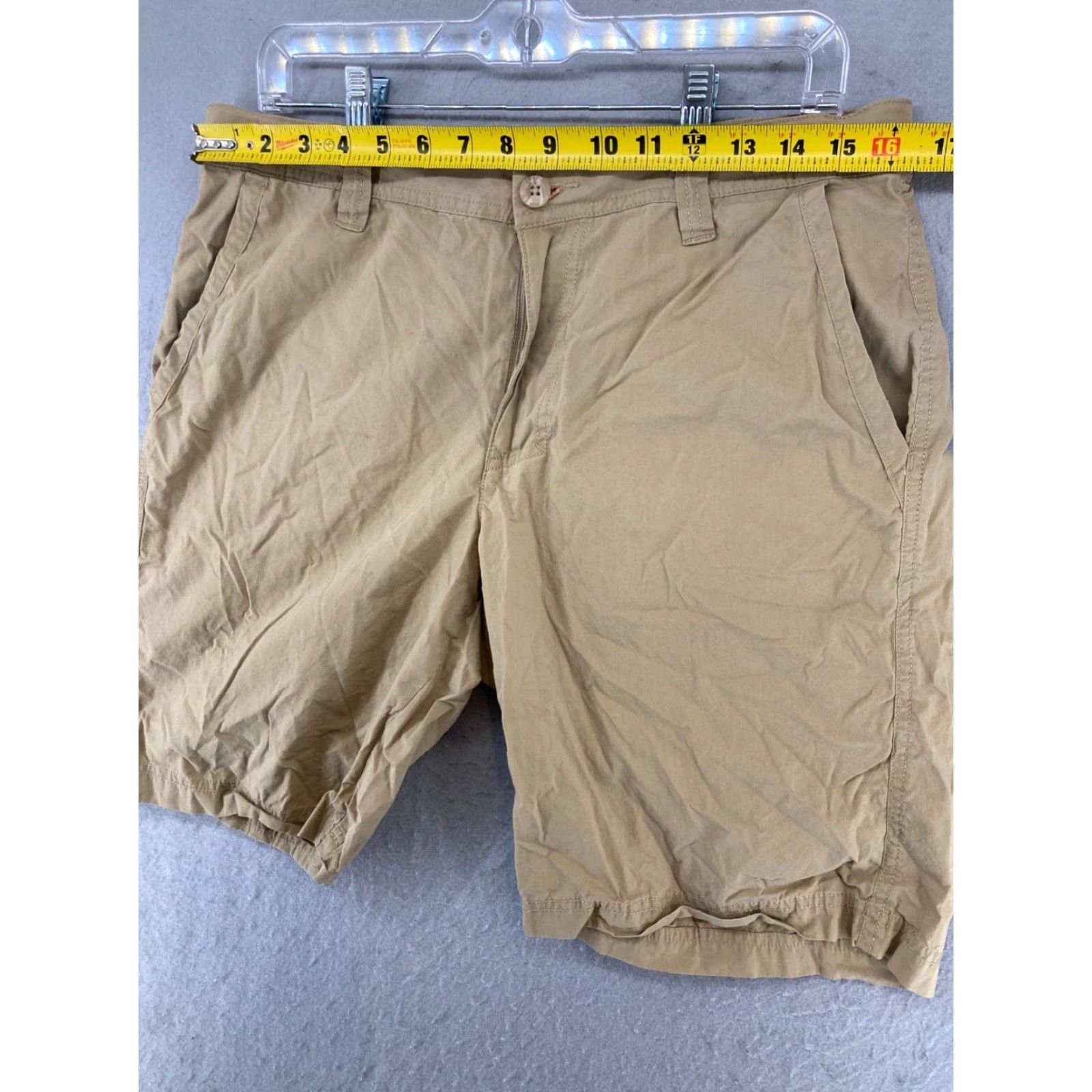 Vintage Columbia Mens Shorts 32 Khaki Outdoor Chino Cotton Beach Casual Regular Beige - 32” Inseam 8" Zip Front Pockets Mens Size US 32 / EU 48 - 2 Thumbnail